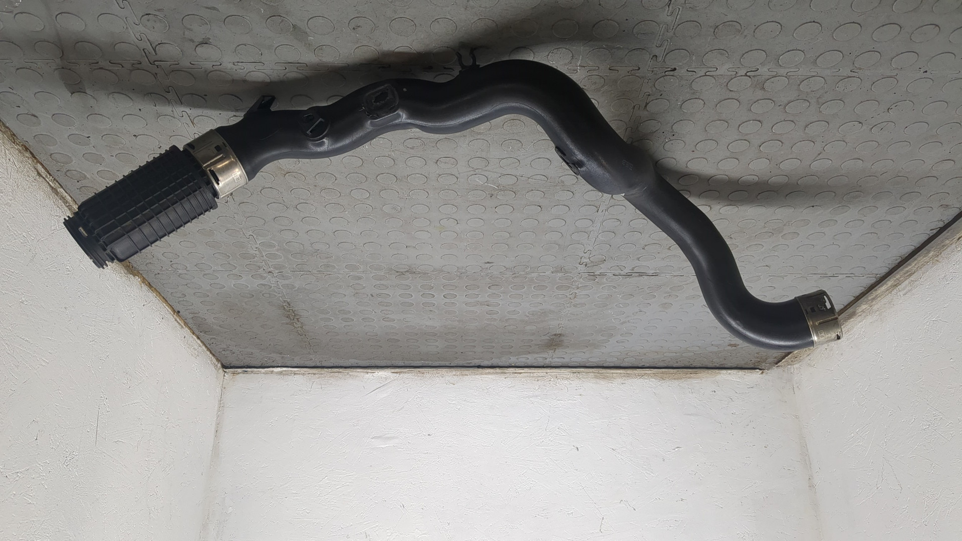 Патрубок интеркулера