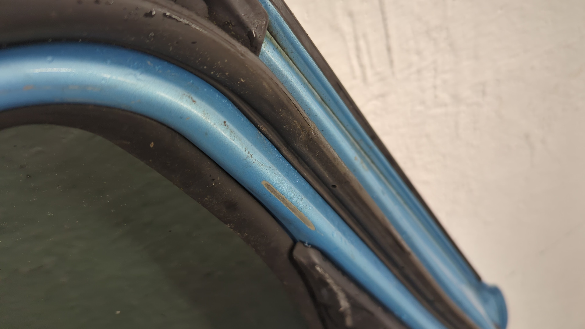 Дверь задняя правая