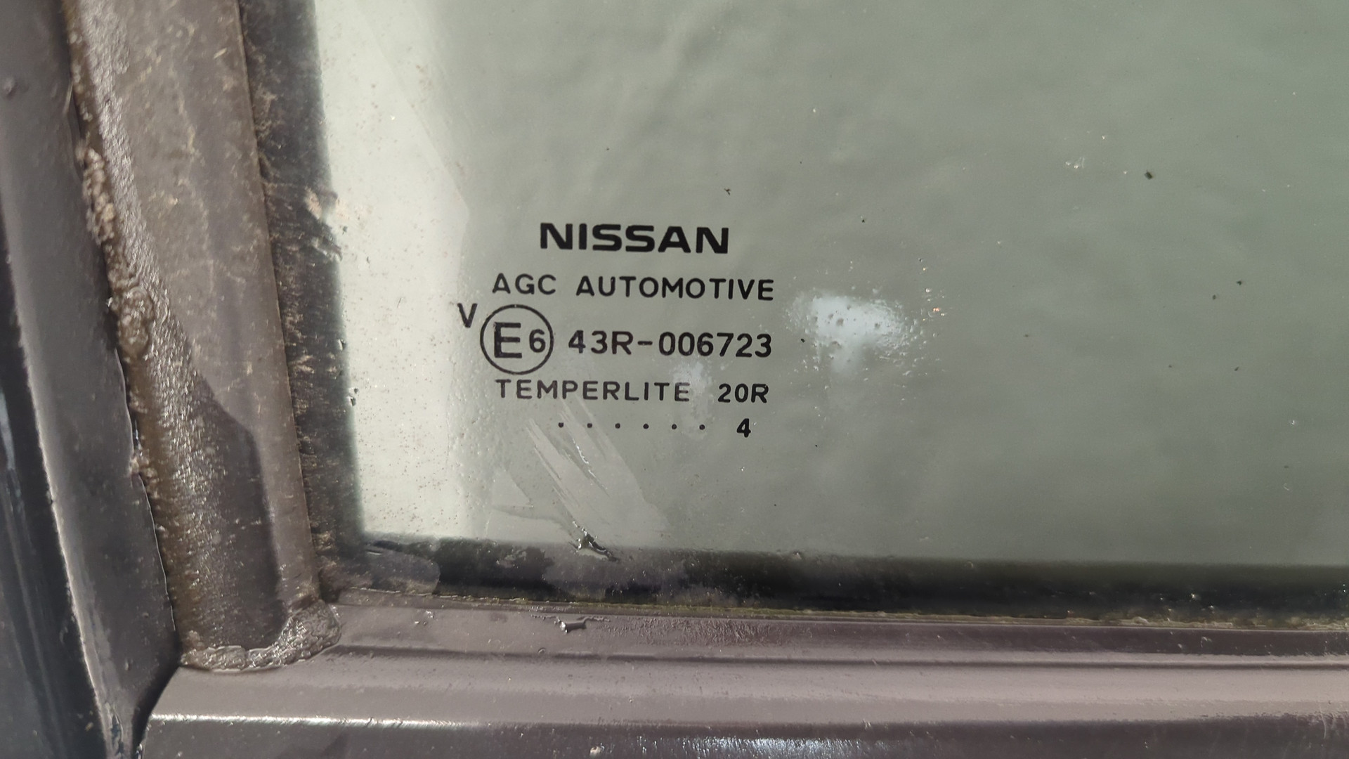 Дверь задняя правая