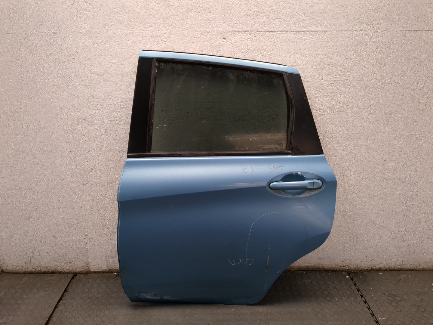 Дверь задняя левая