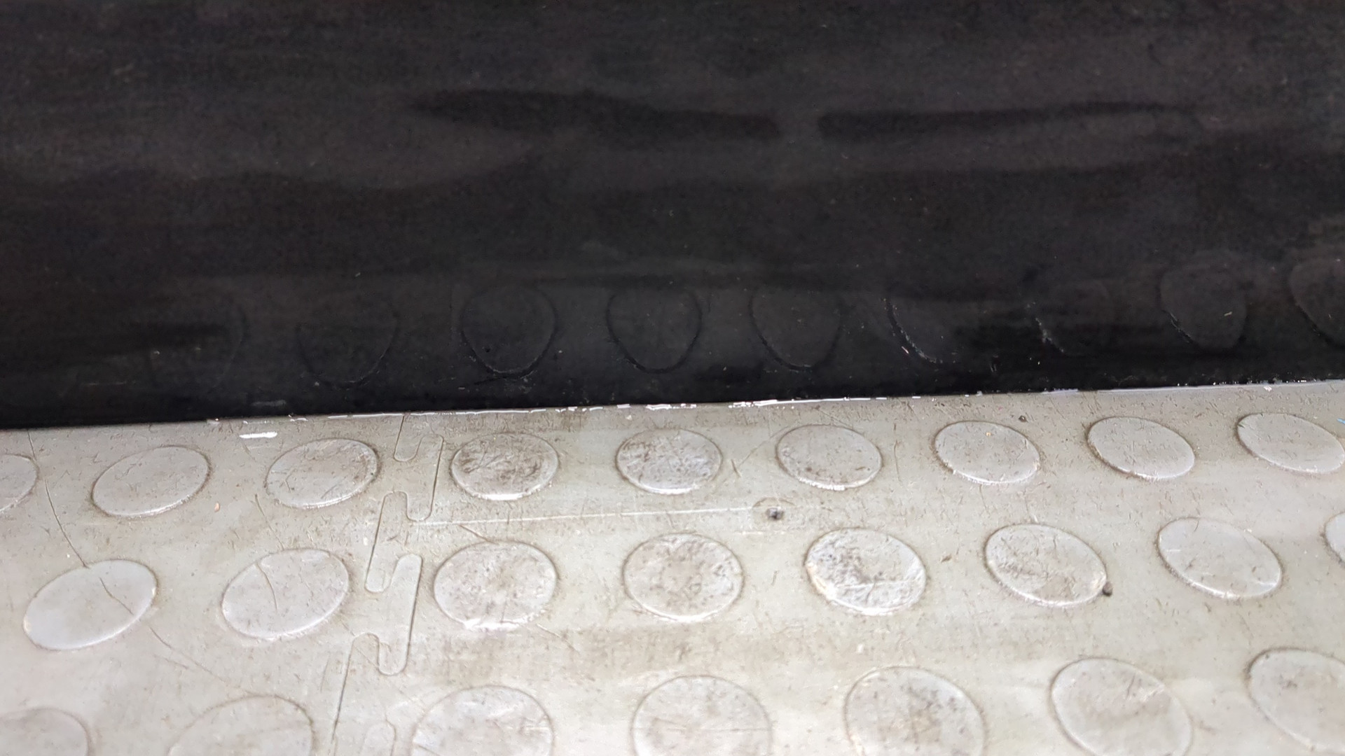 Дверь задняя левая