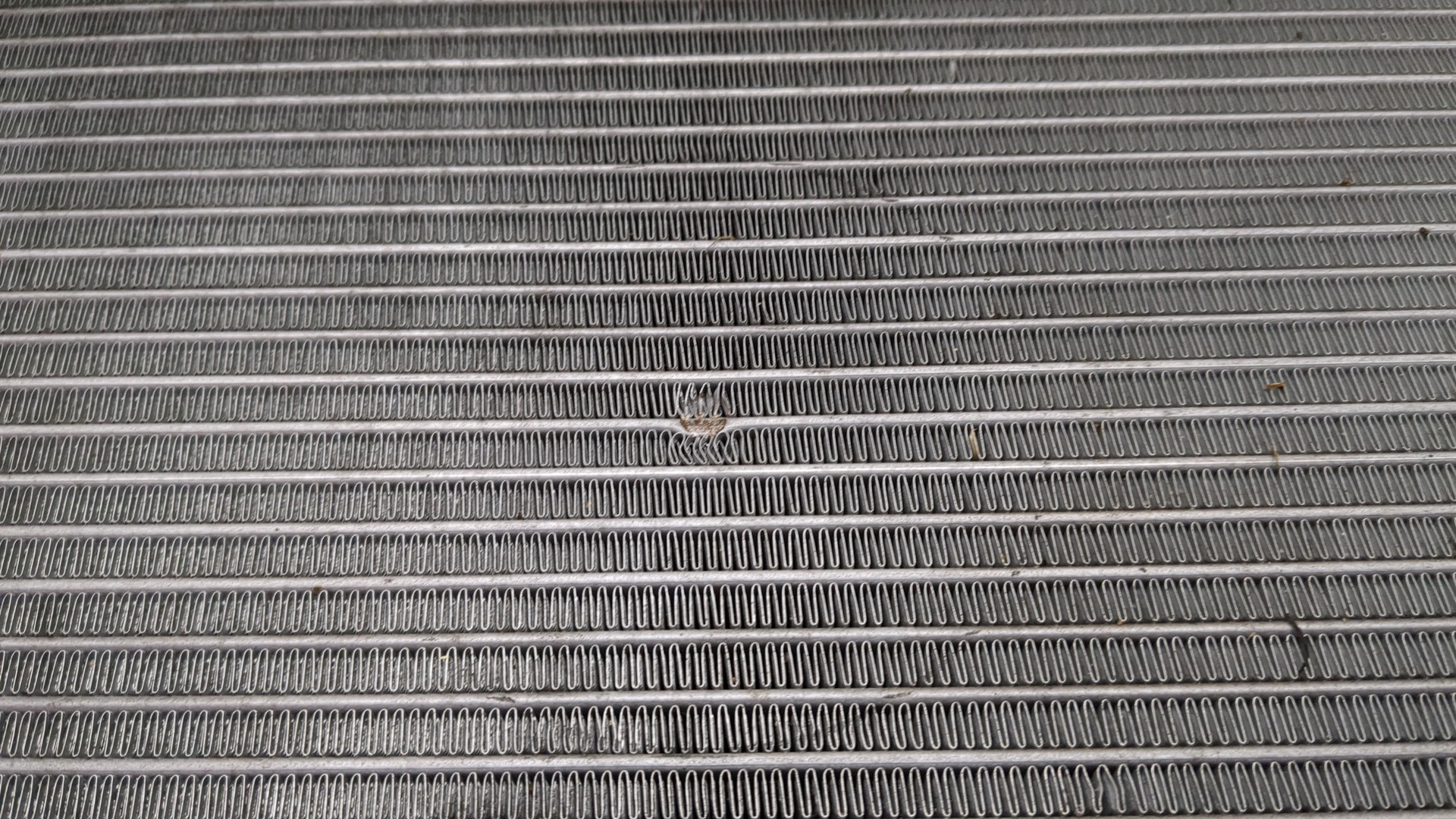 Радиатор охлаждения двигателя основной