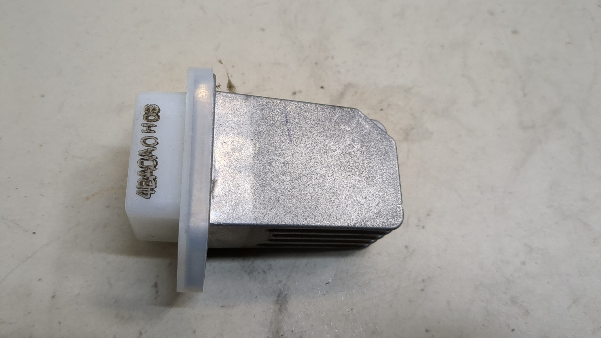 Резистор отопителя