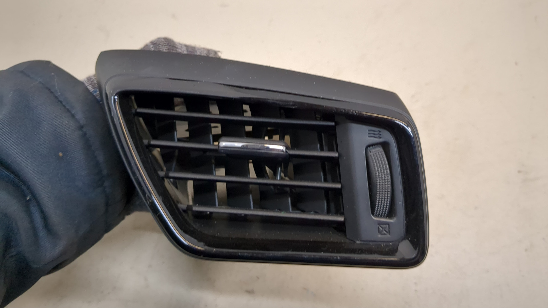 Дефлектор воздушный