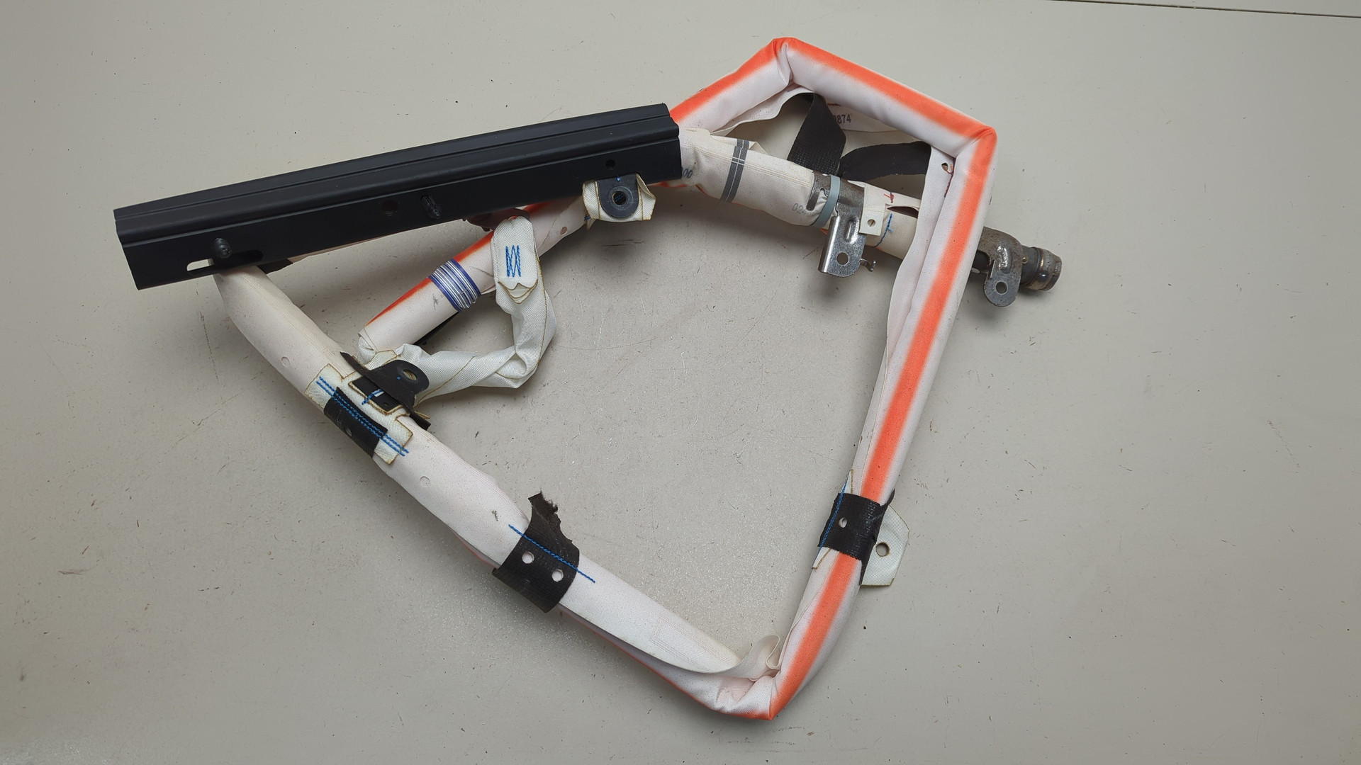 Подушка безопасности боковая (шторка)