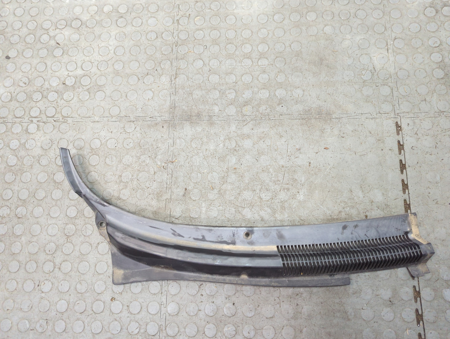 Решетка стеклоочистителей (Жабо)