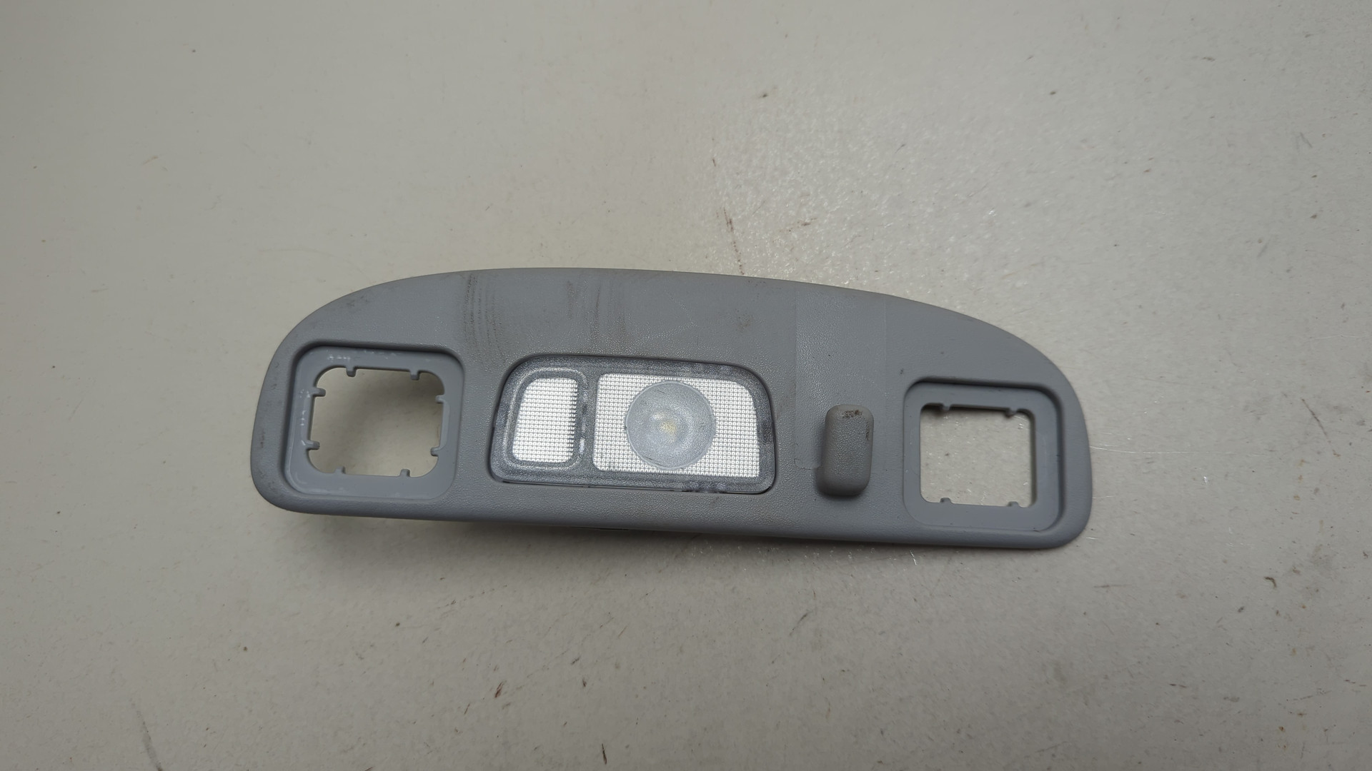 Плафон салонный