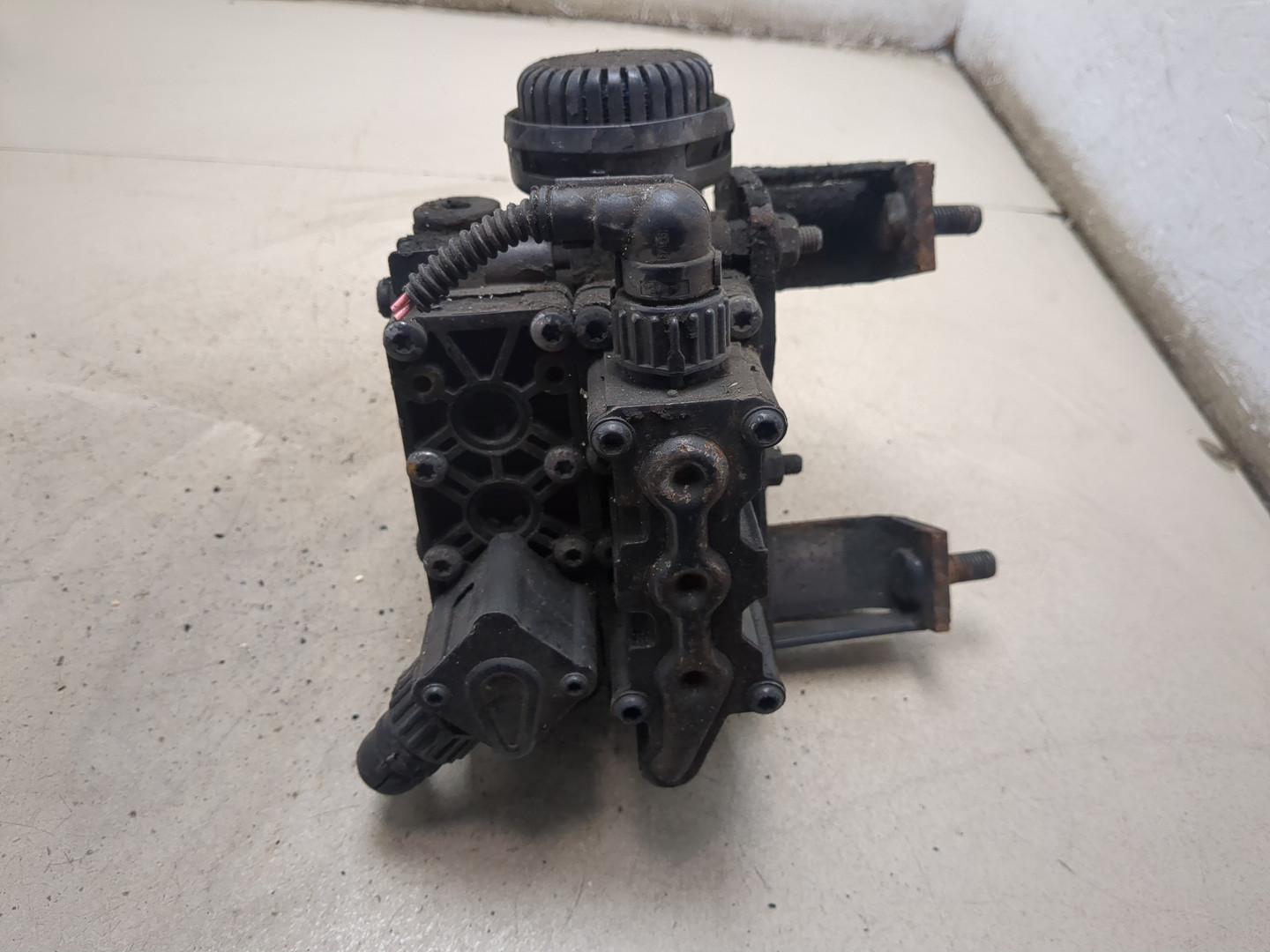 Кран уровня пола