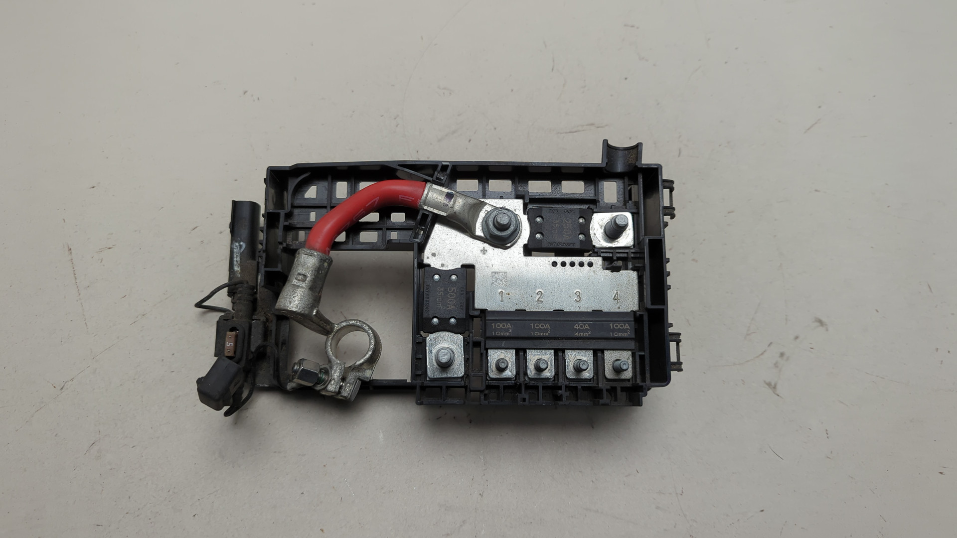 Блок предохранителей