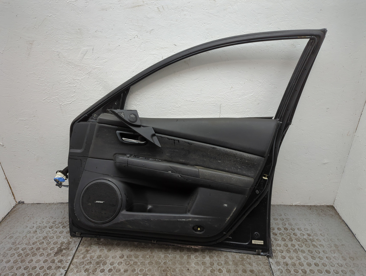 Дверь передняя правая