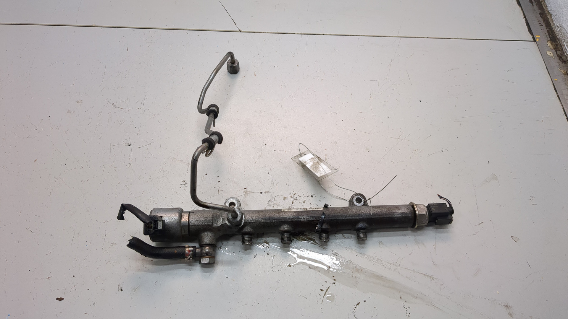 Рейка топливная (рампа)