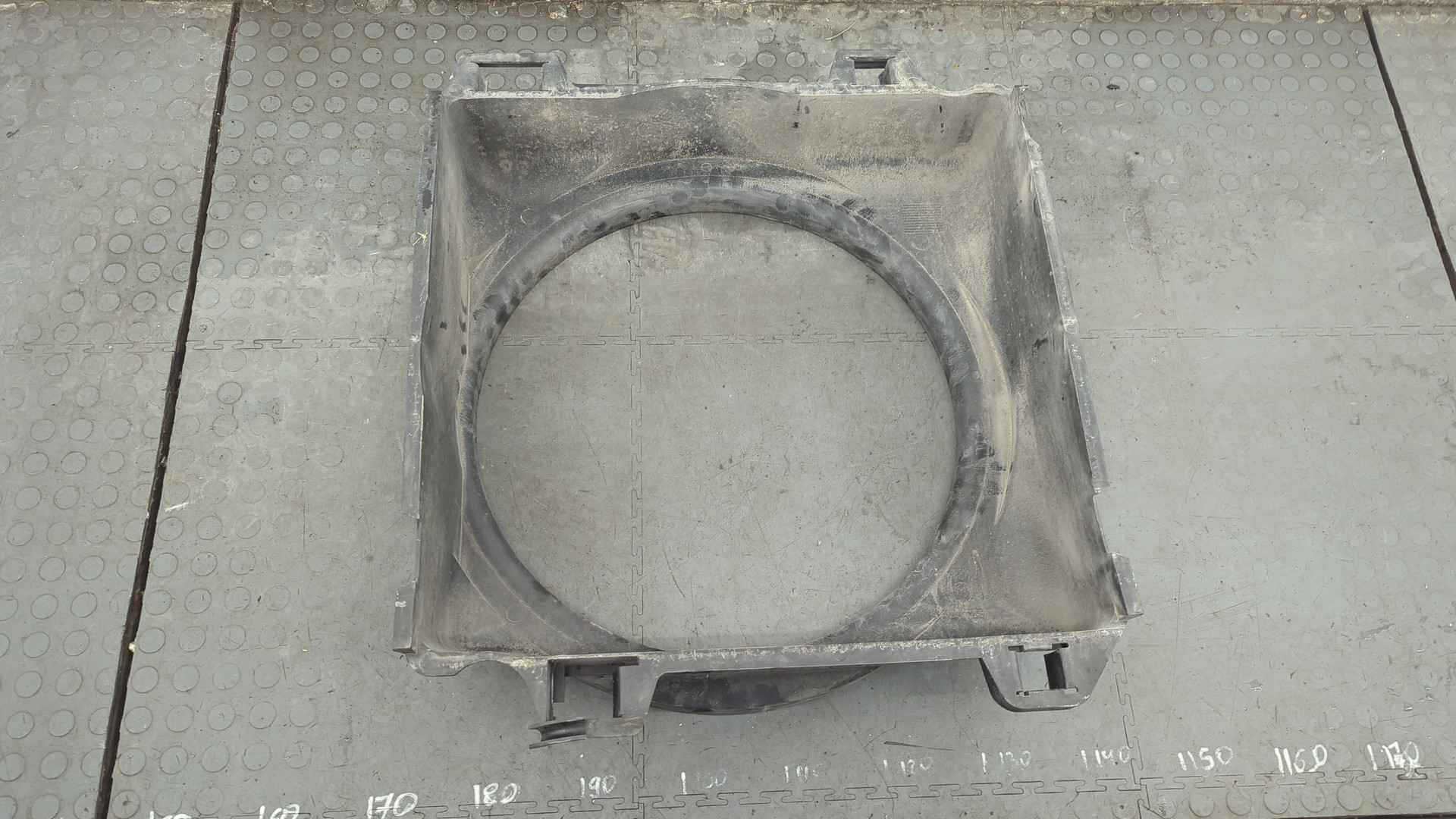 Диффузор вентилятора