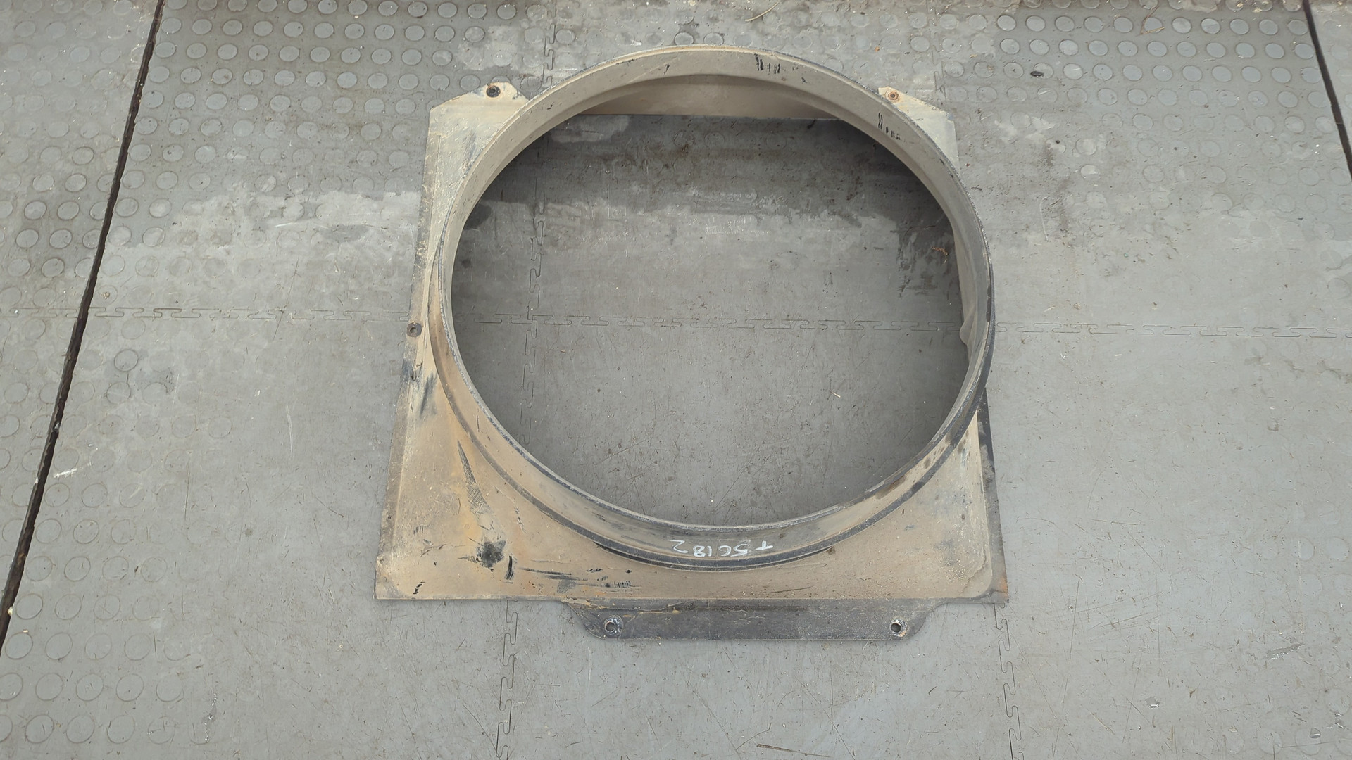 Диффузор вентилятора