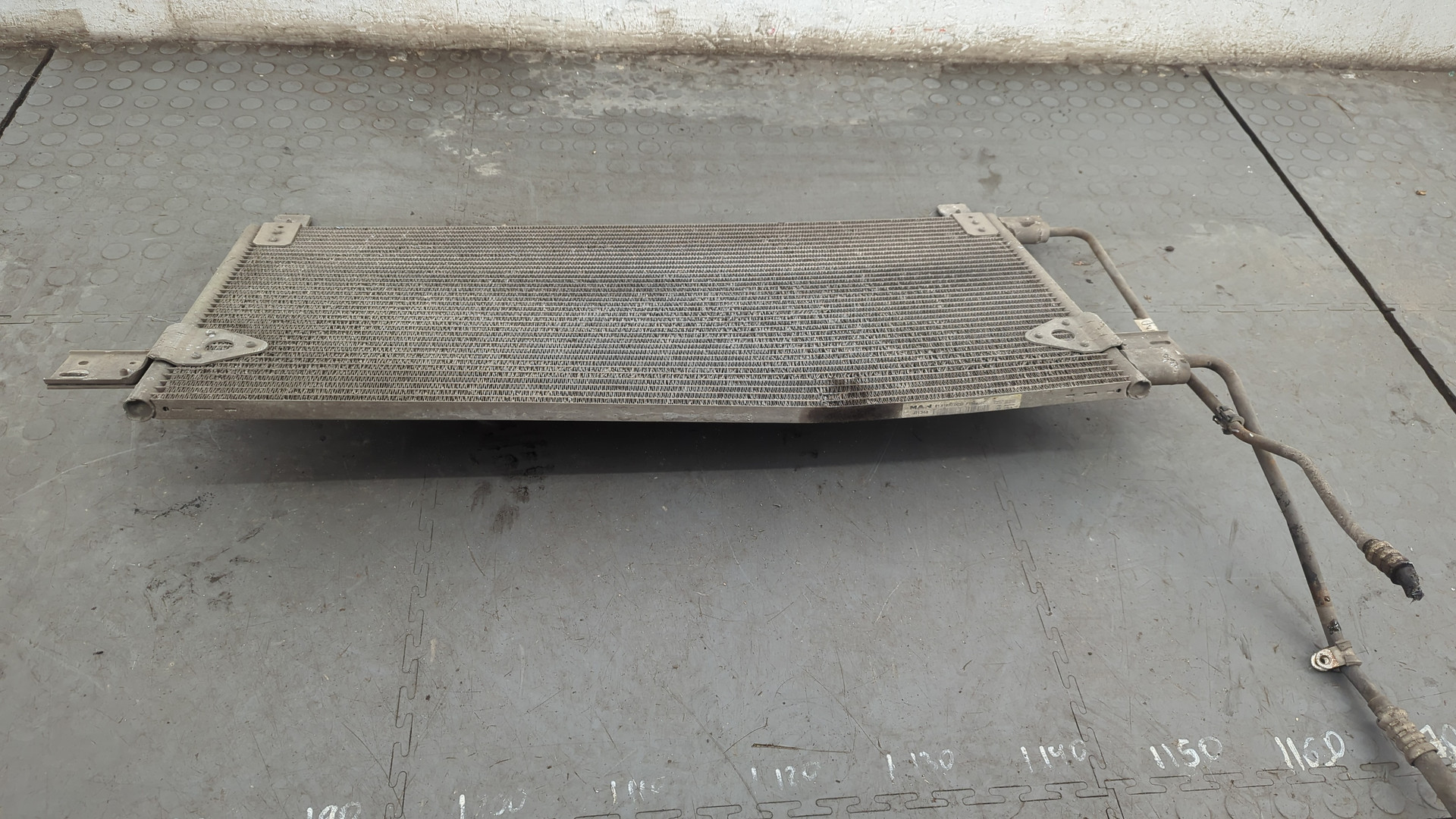 Радиатор кондиционера / конденсер