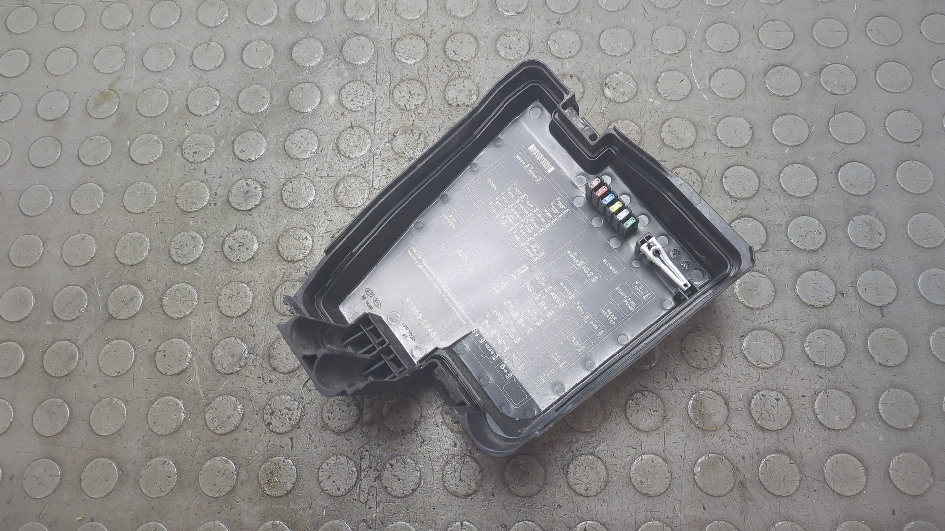 Корпус блока предохранителей