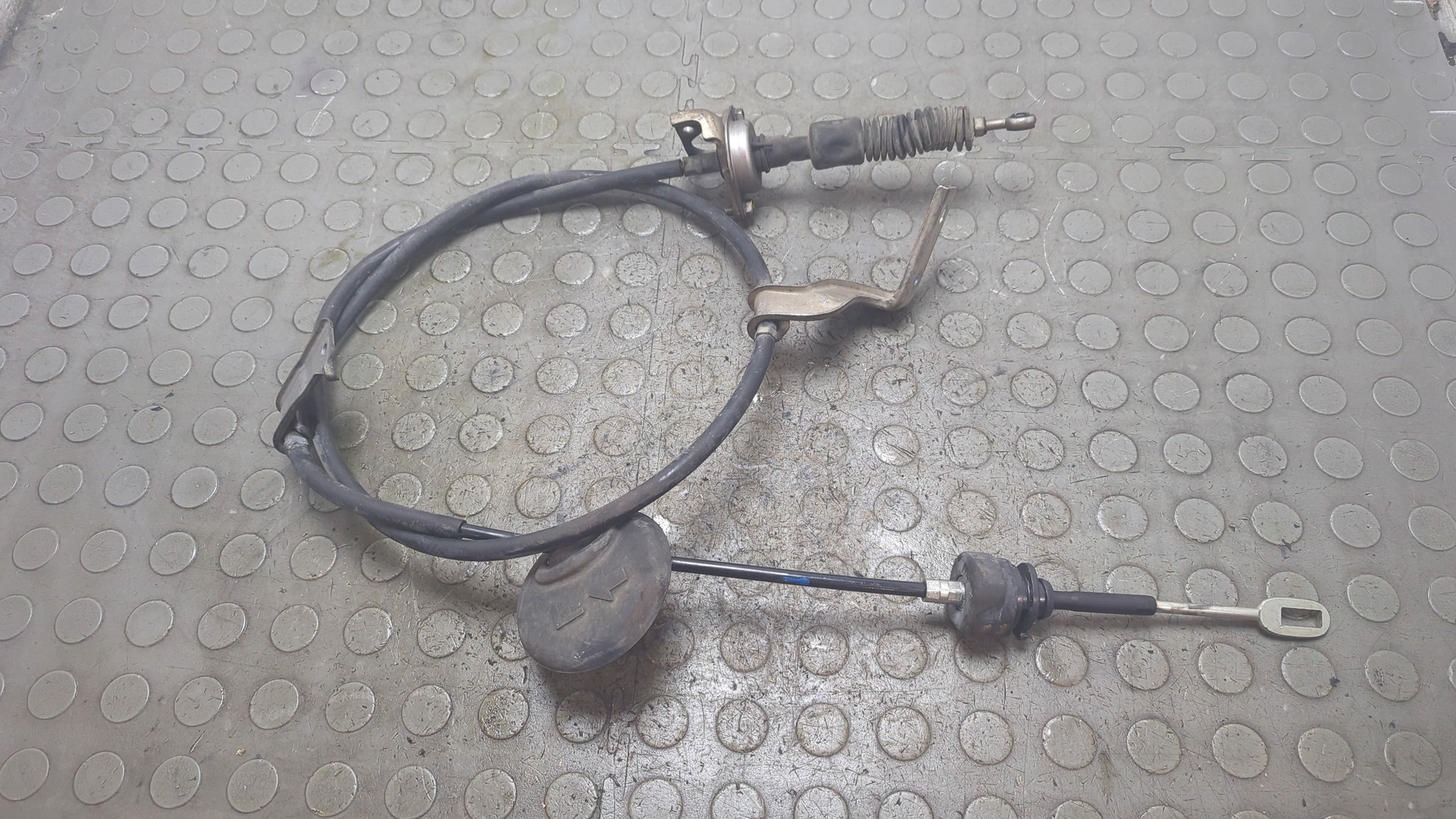 Трос КПП (выбора/переключения передач)