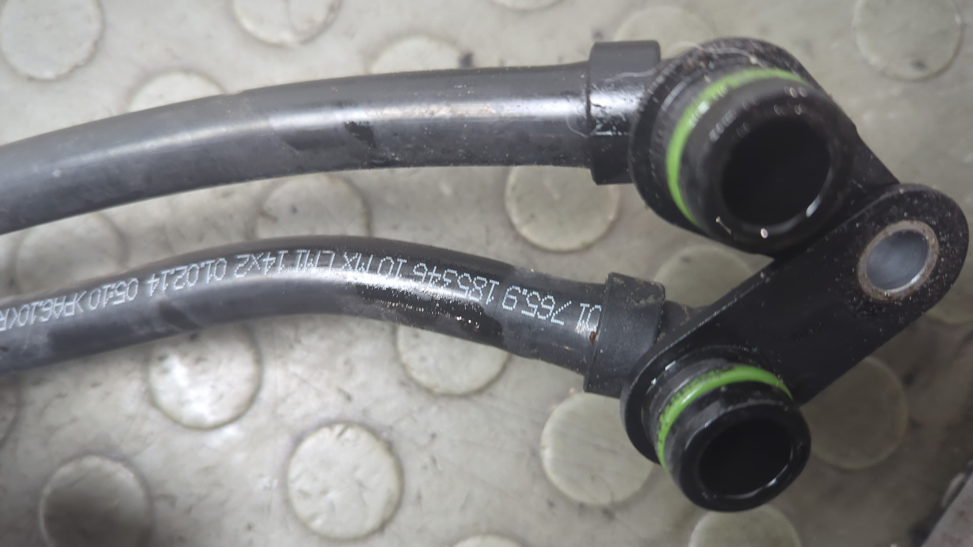 Трубка системы охлаждения