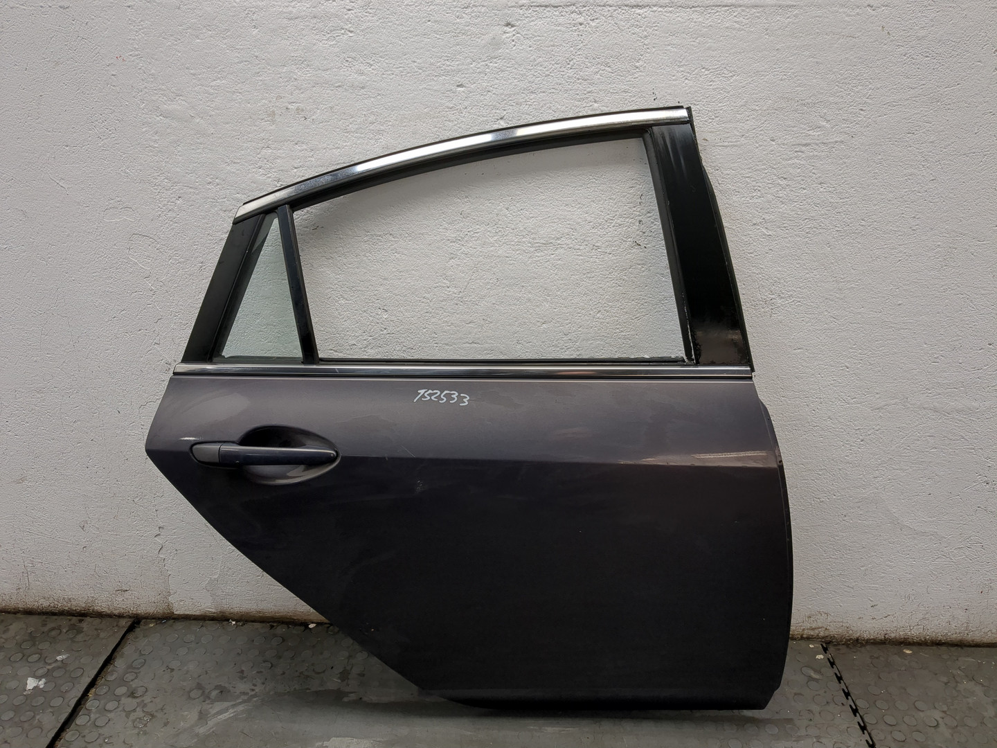 Дверь задняя правая
