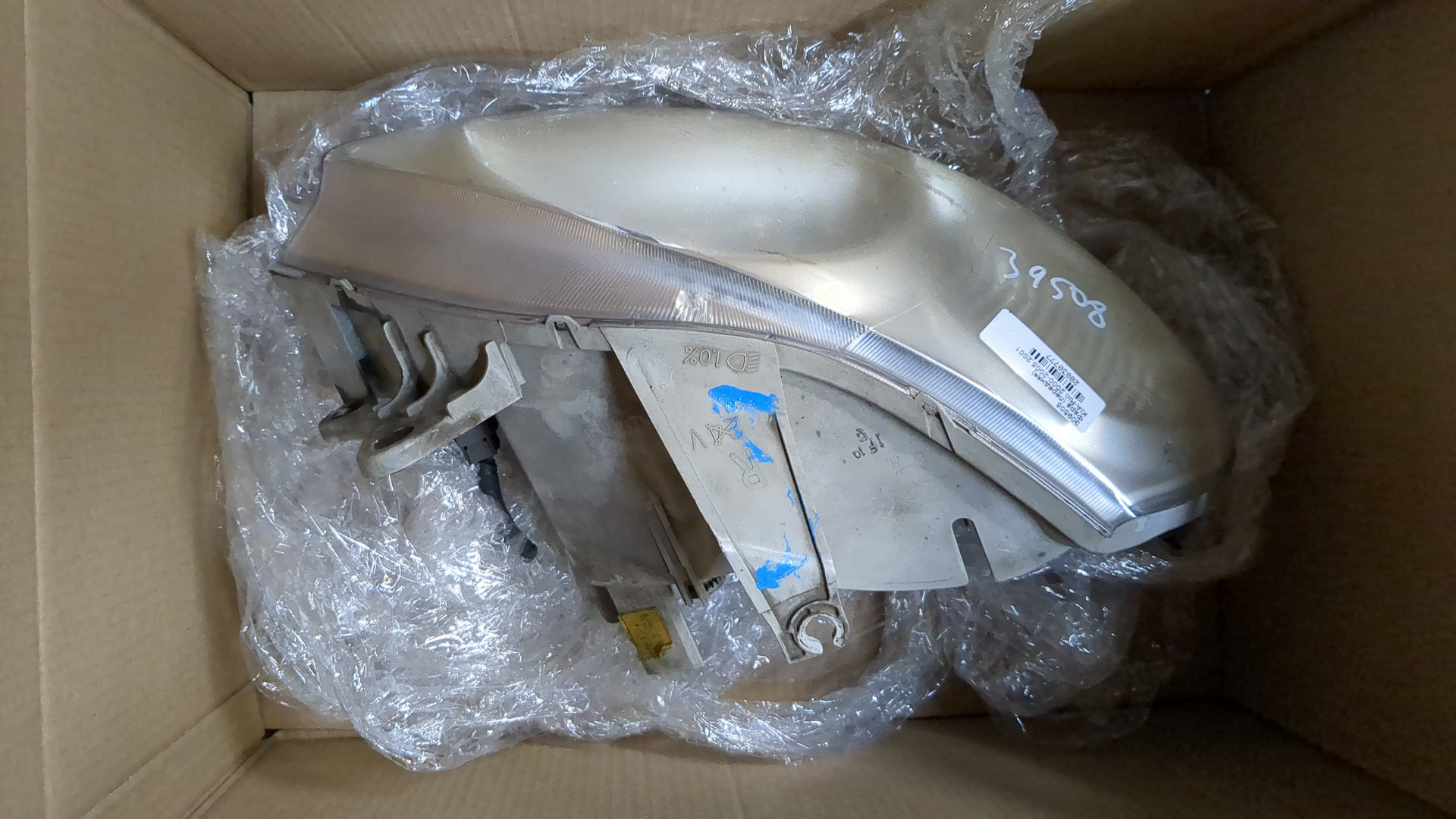 Фара правая