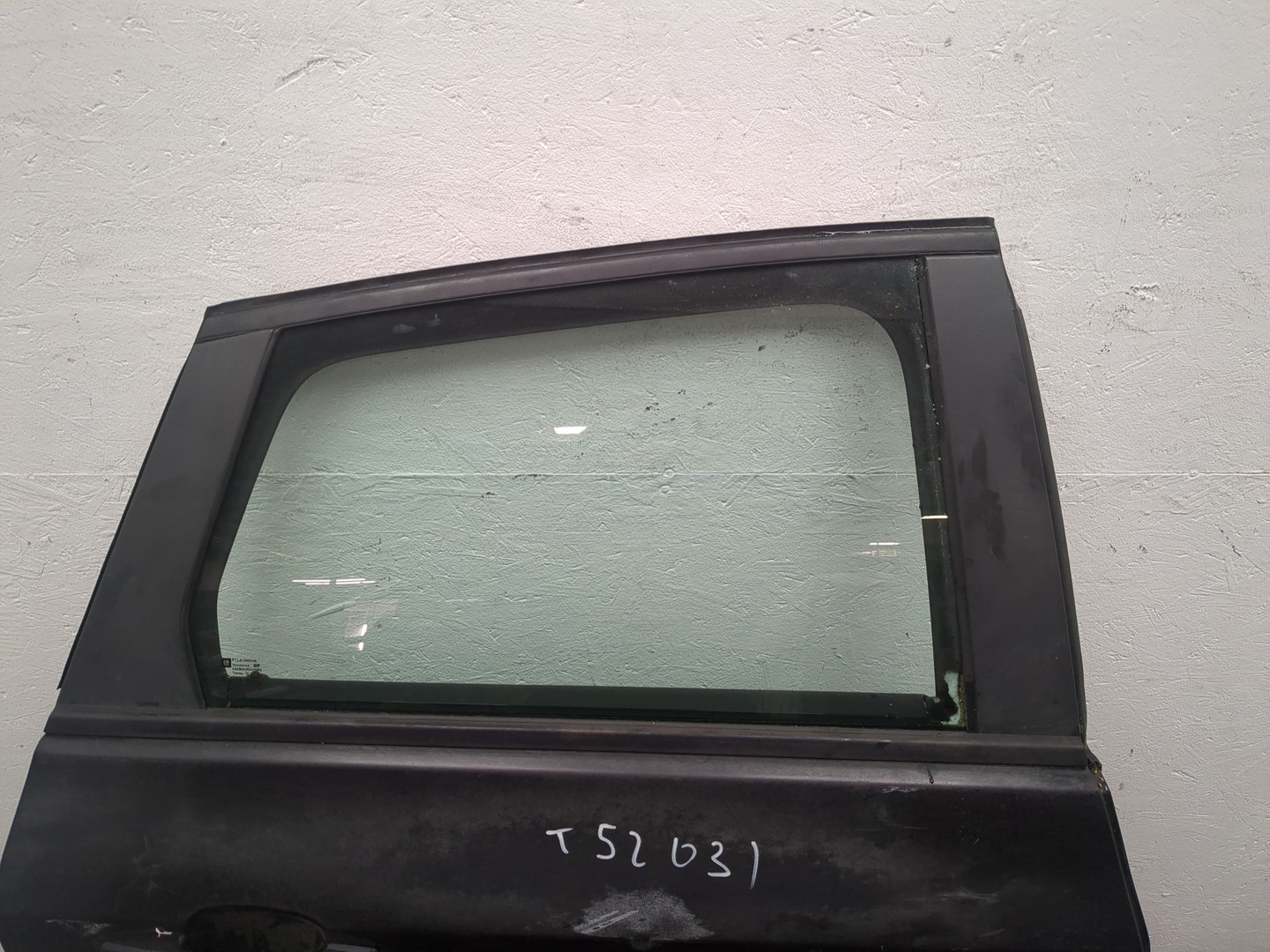 Дверь задняя правая