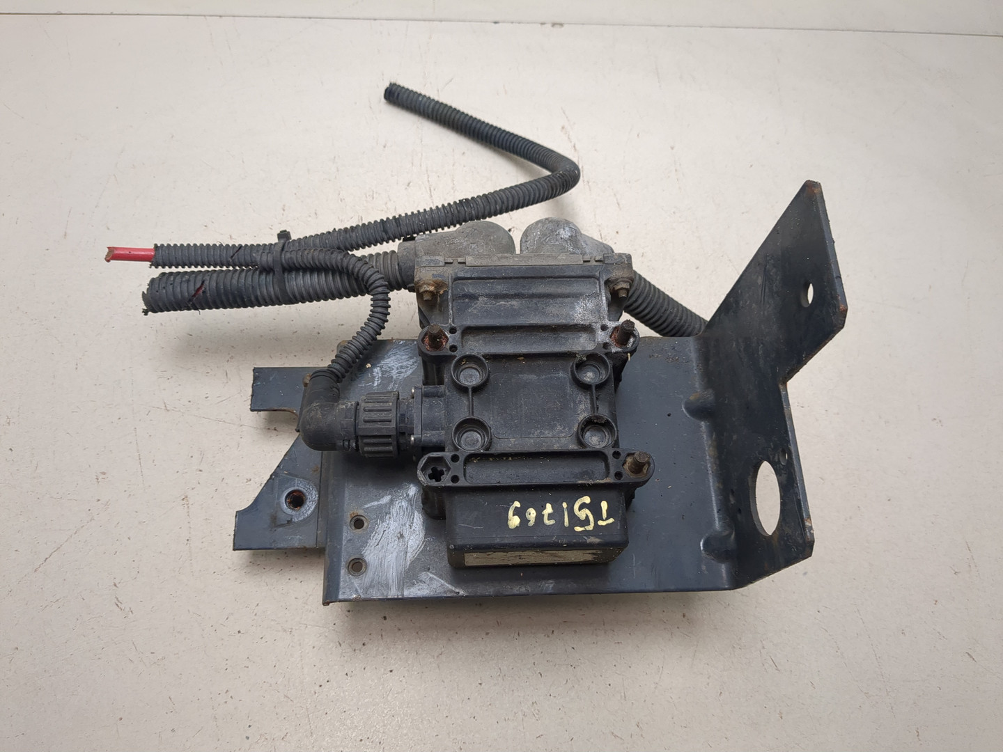 Выключатель массы