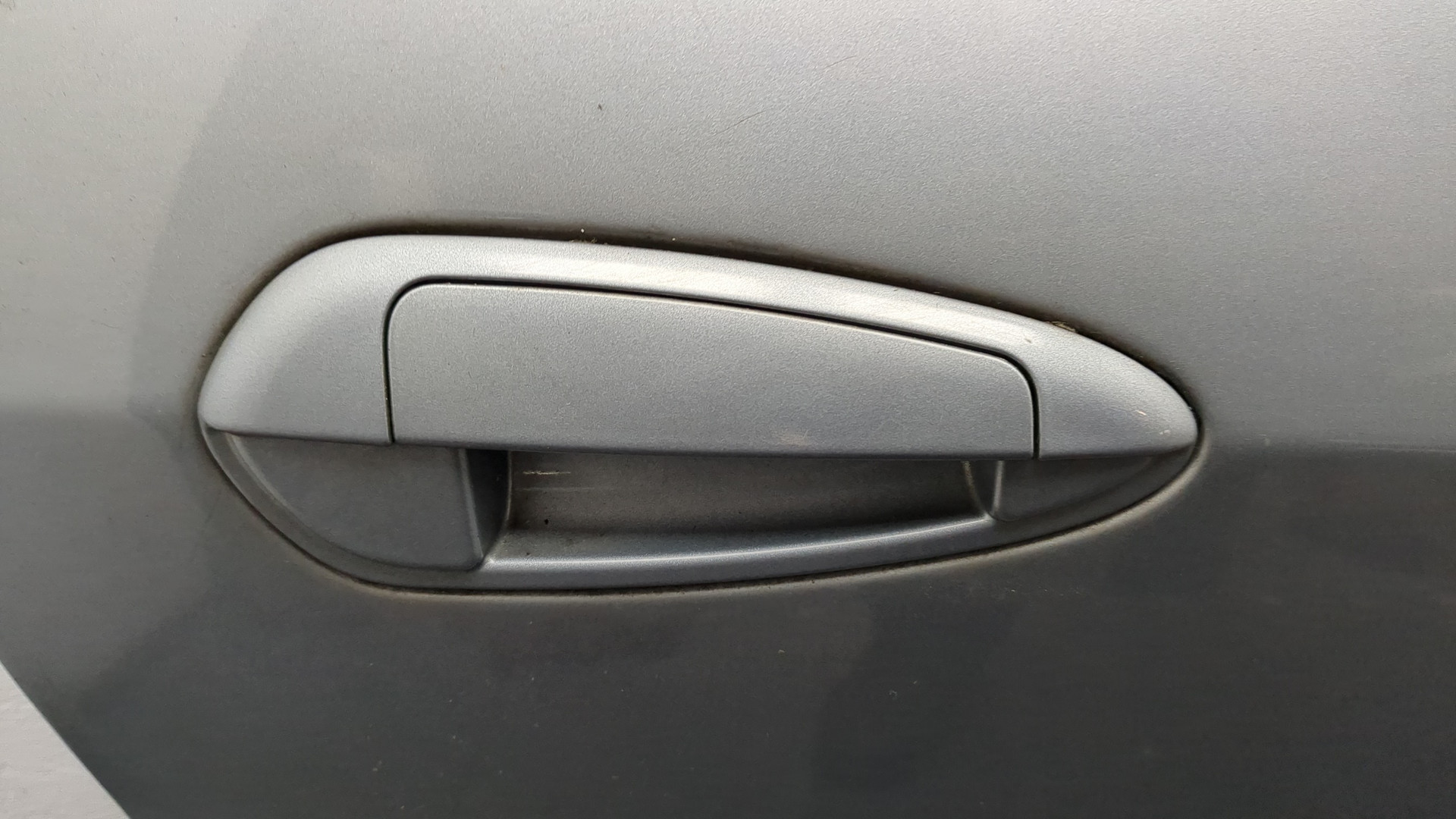 Дверь задняя правая