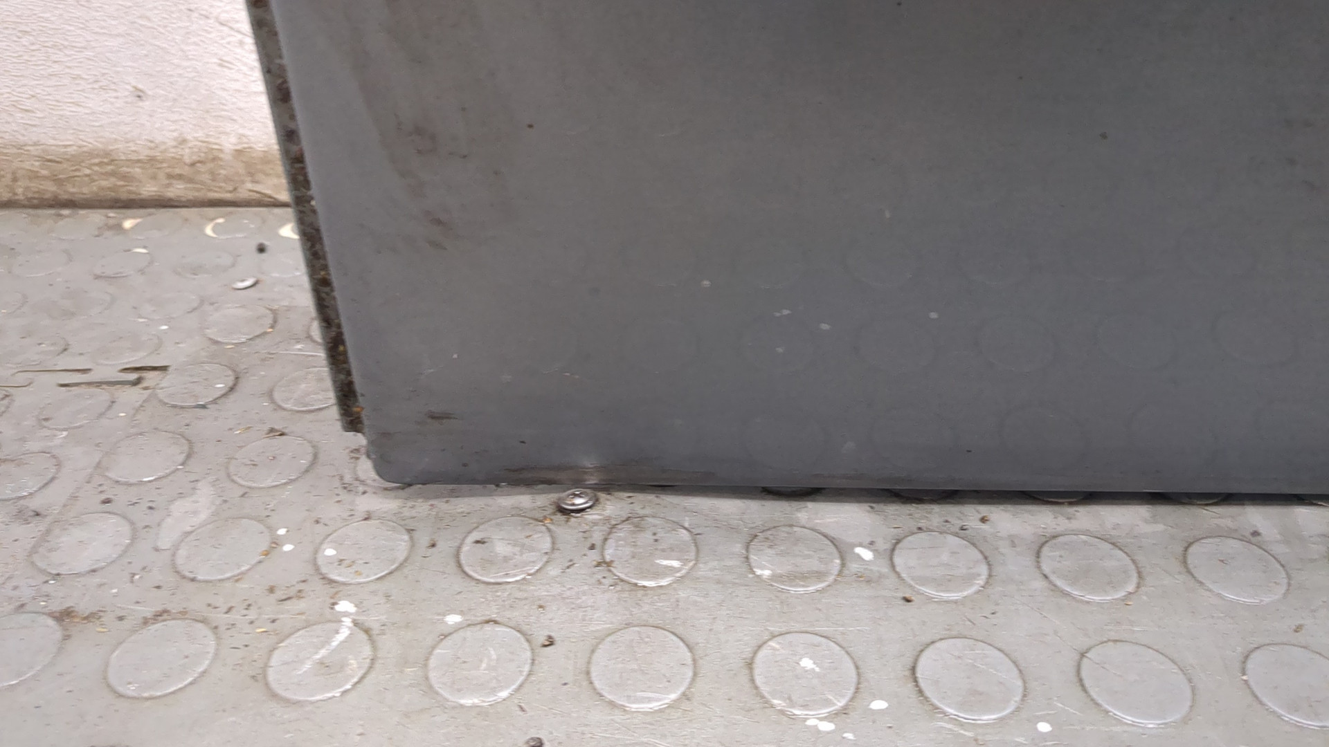 Дверь задняя левая