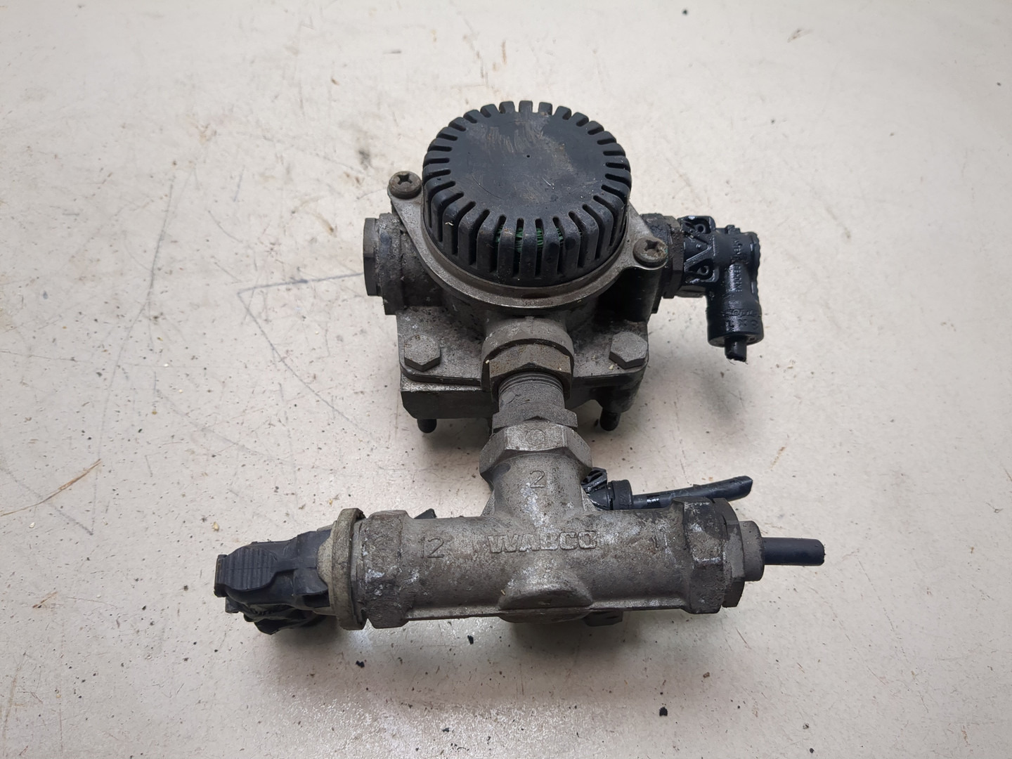 Кран нагрузочный