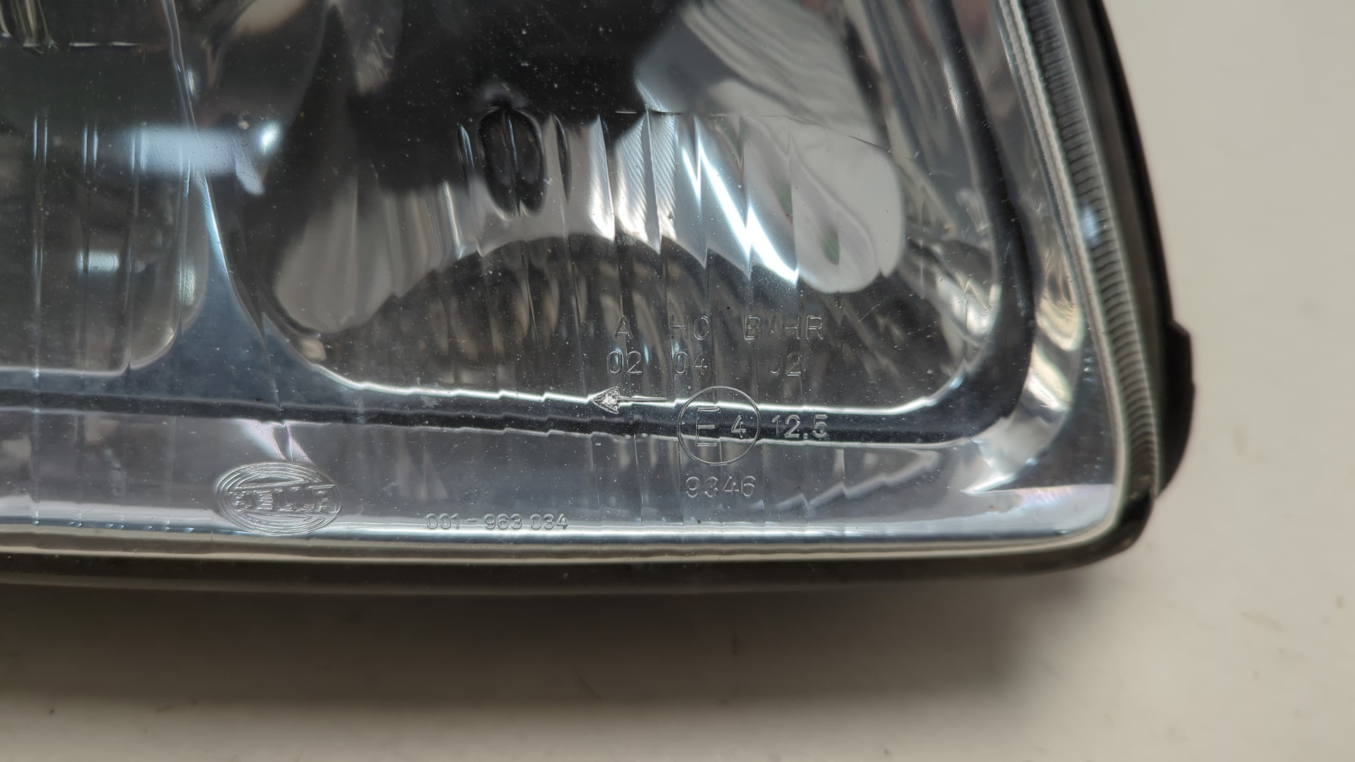 Фара правая