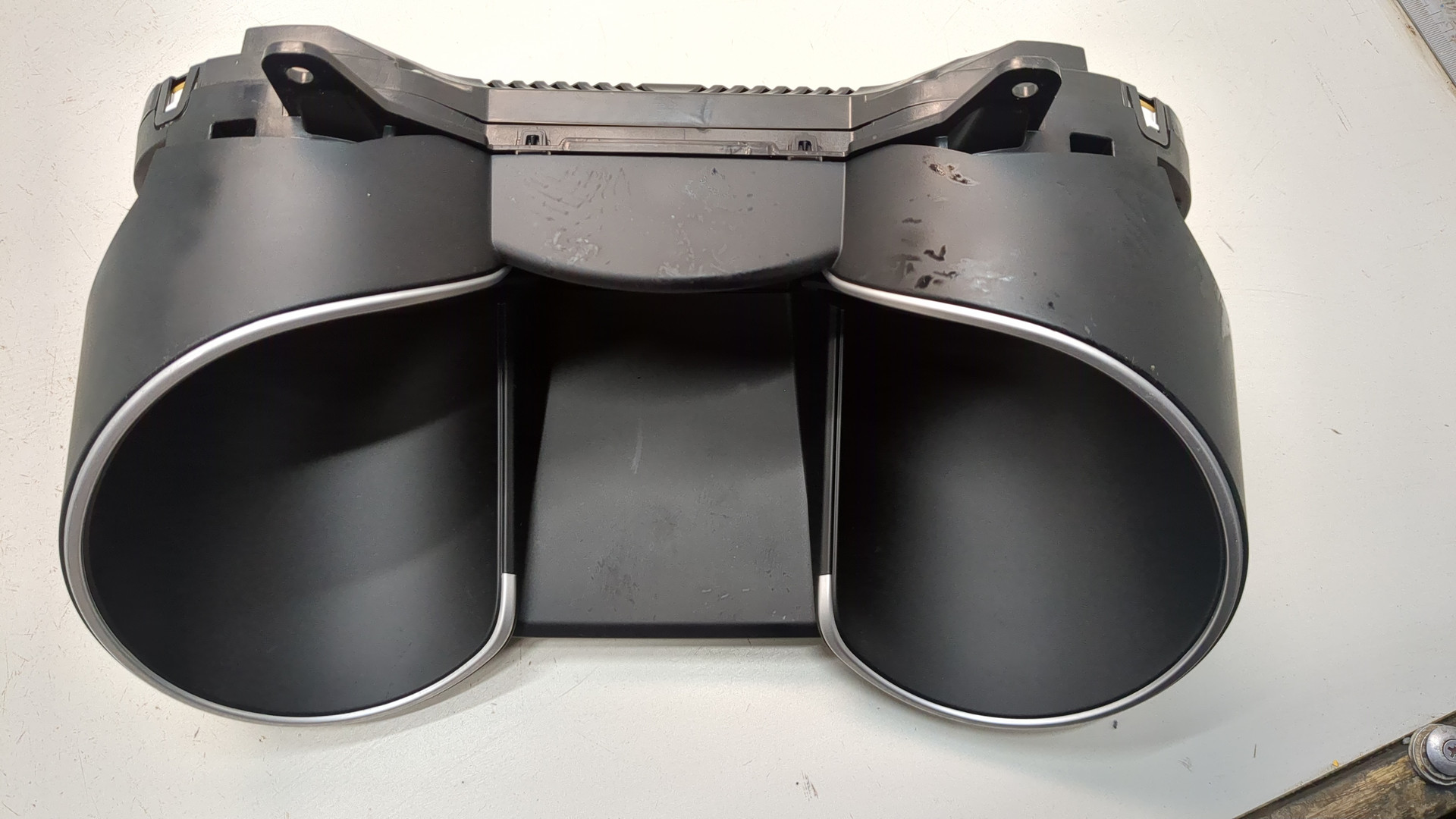 Панель приборов