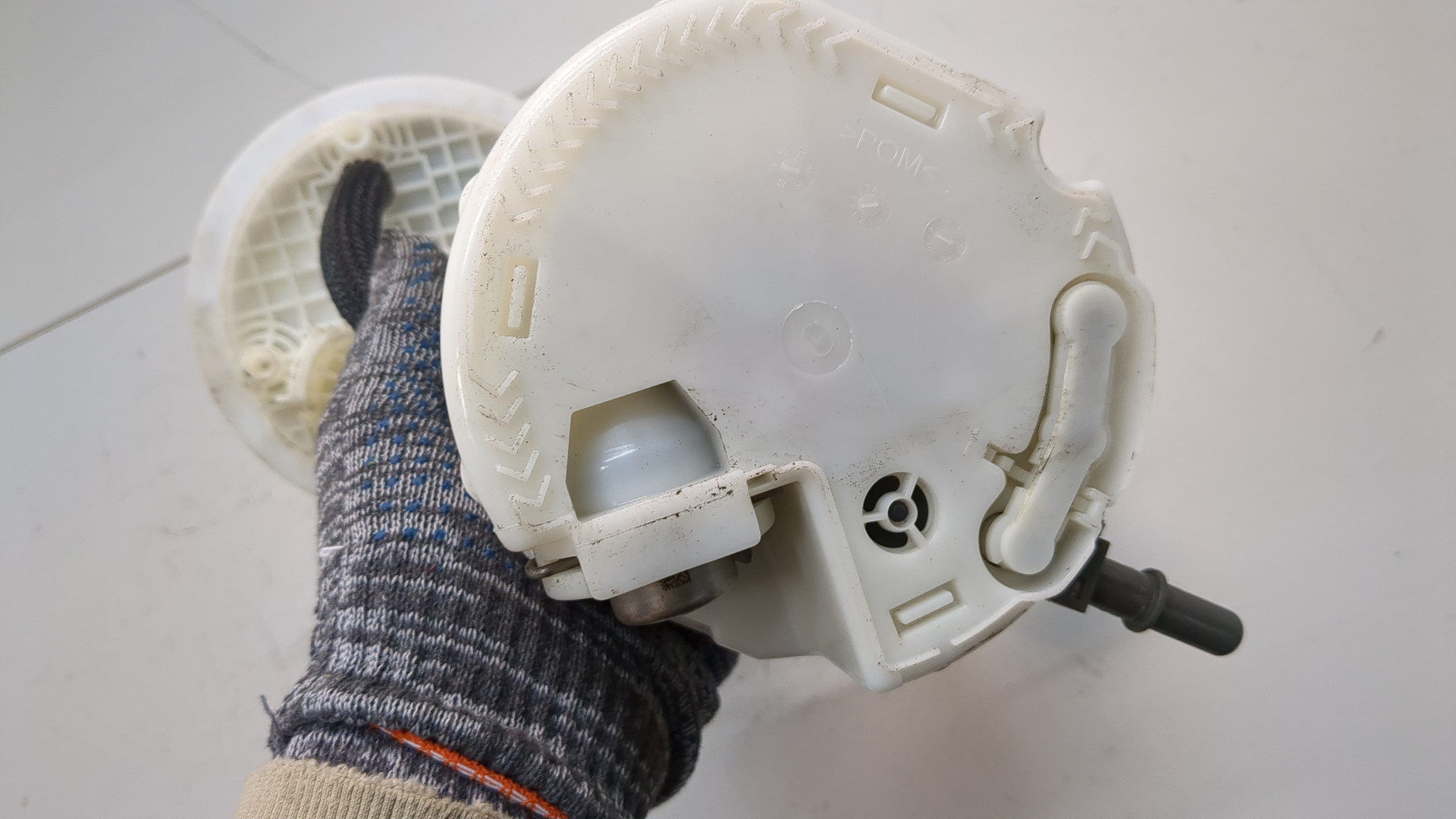 Насос топливный электрический