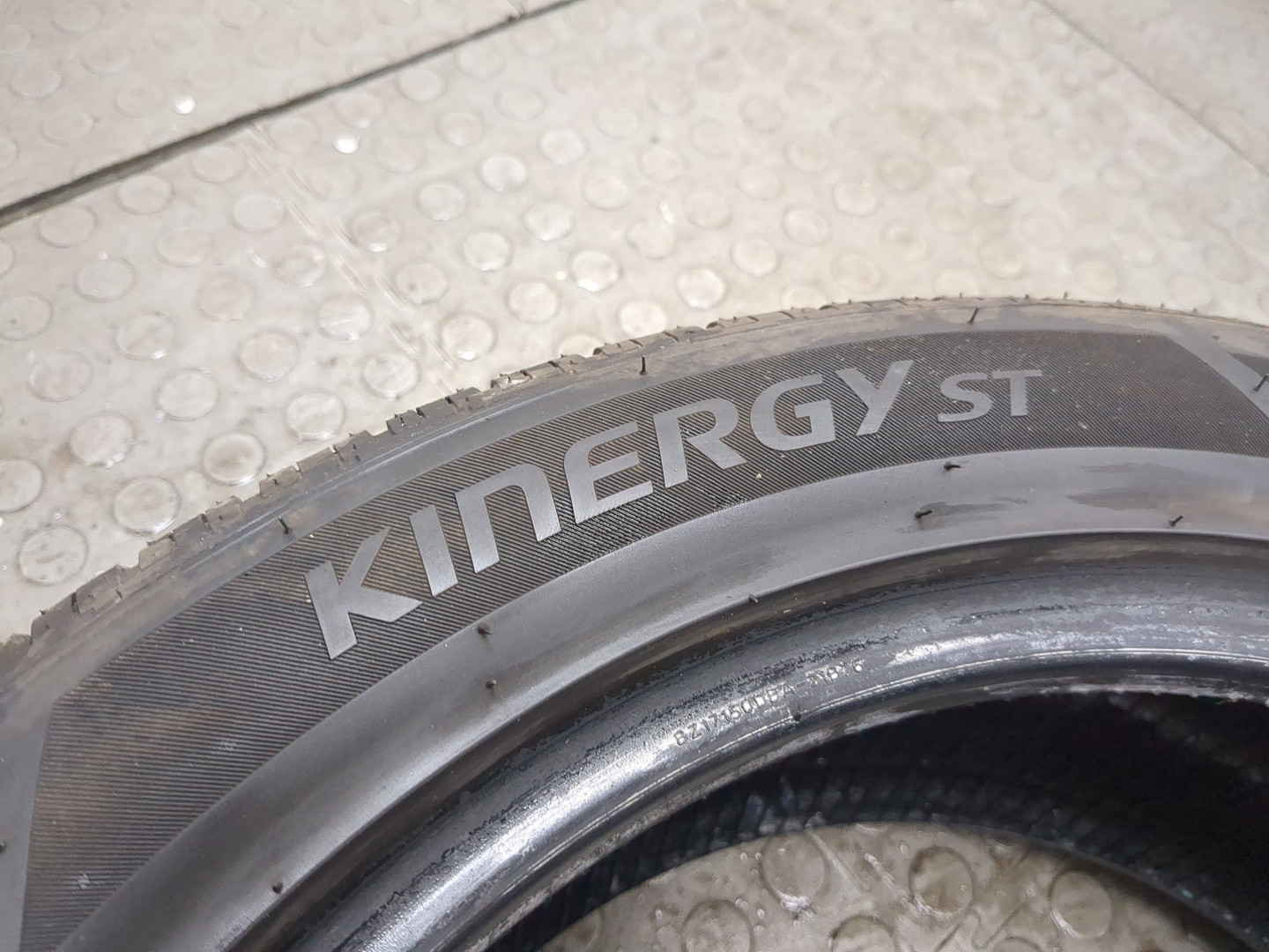 Шины комплект (4 шт.)