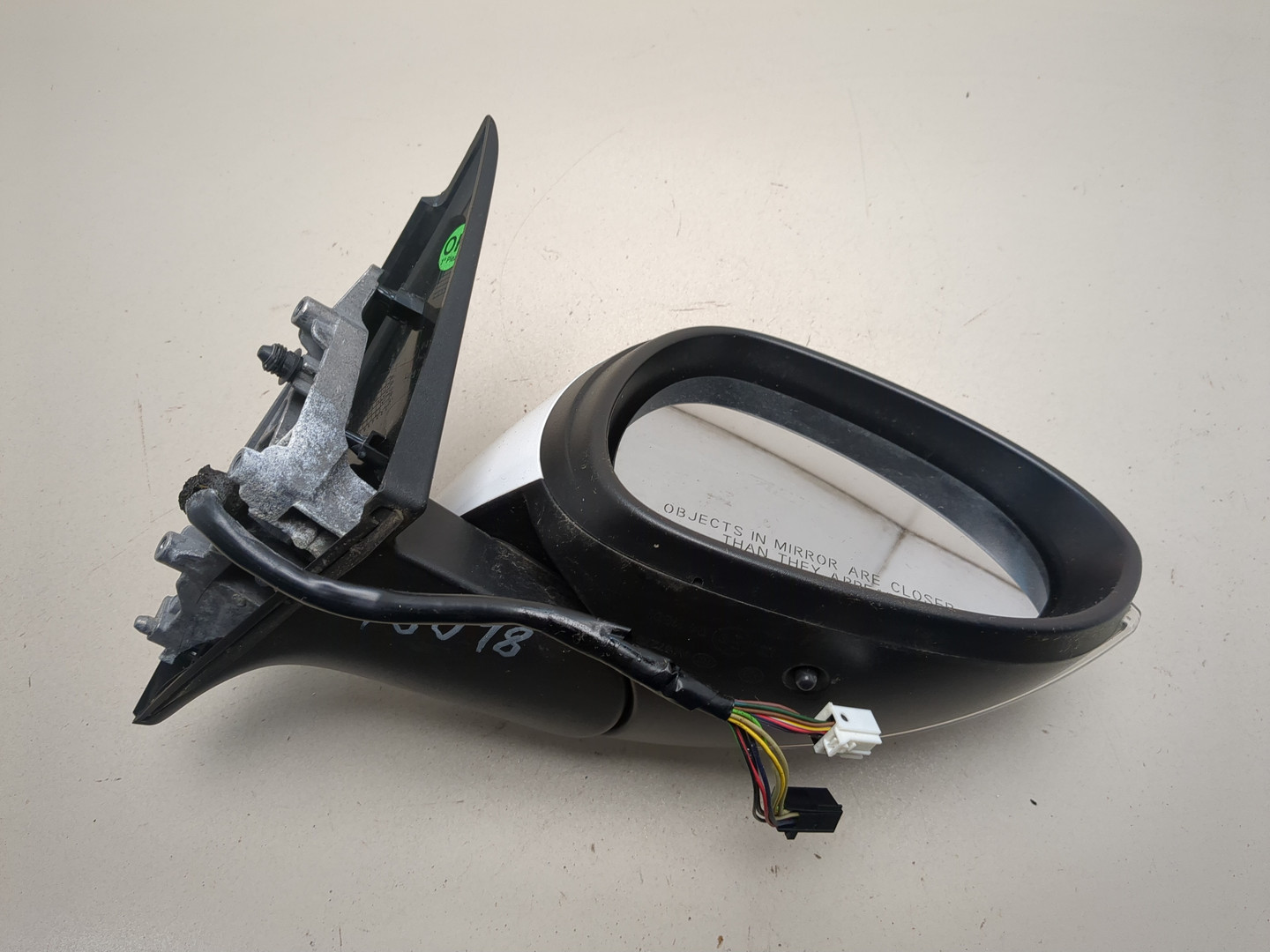 Зеркало правое электрическое