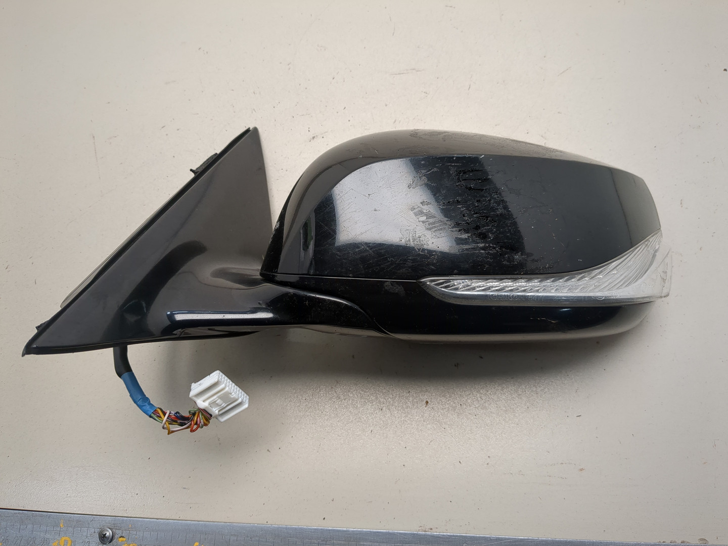 Зеркало левое электрическое