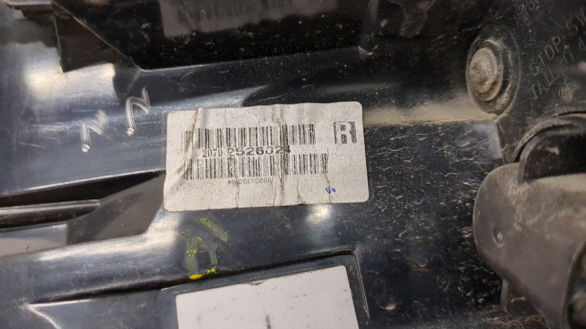 Фонарь задний правый