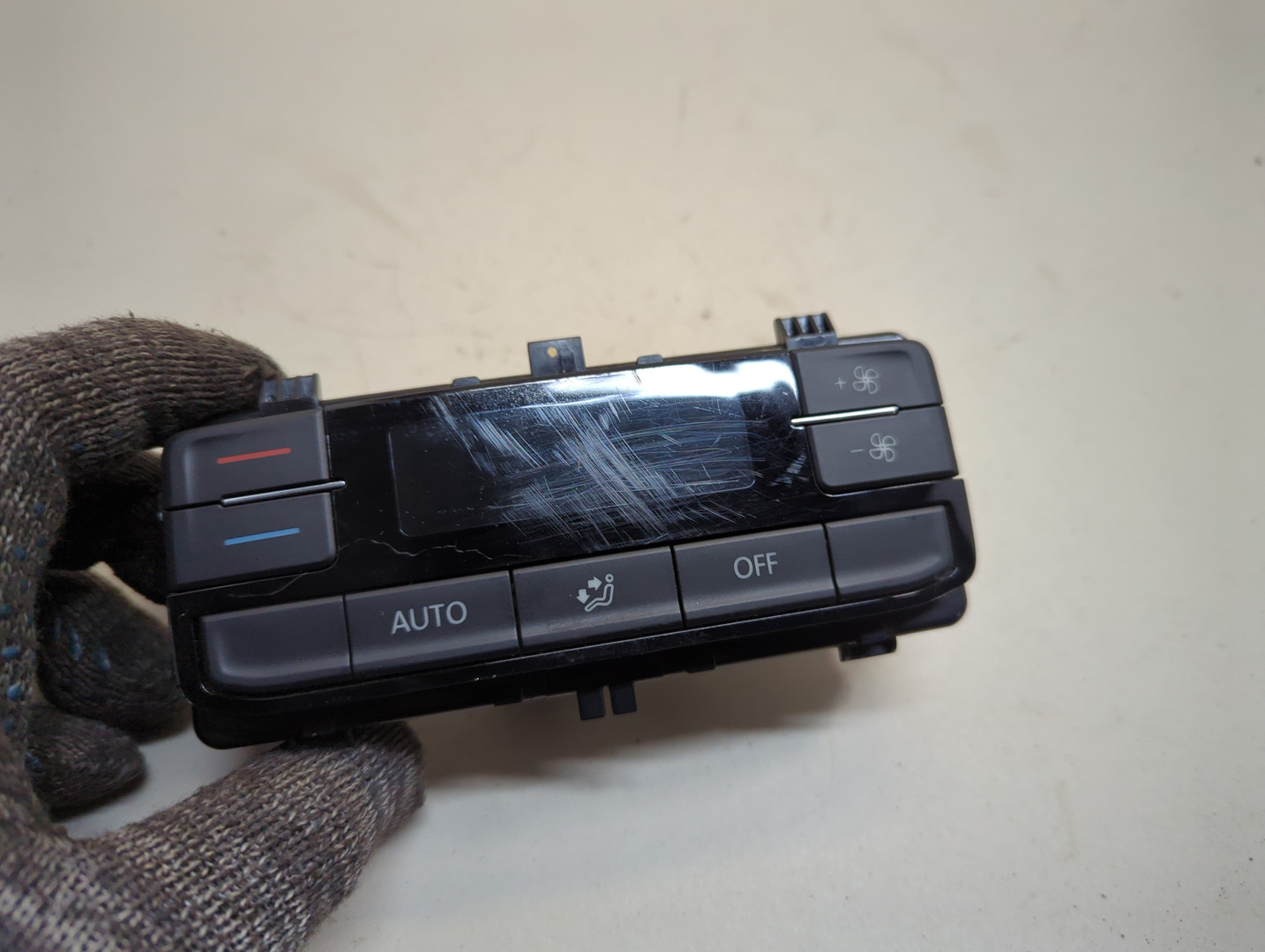 Переключатель отопителя