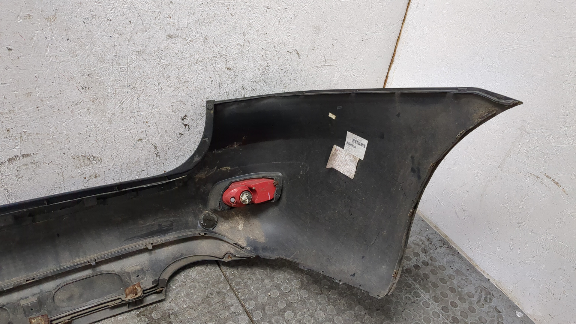 Бампер задний