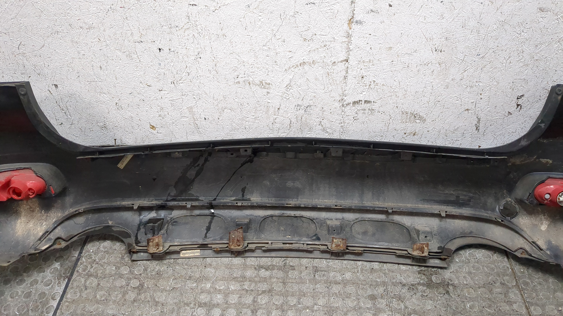 Бампер задний