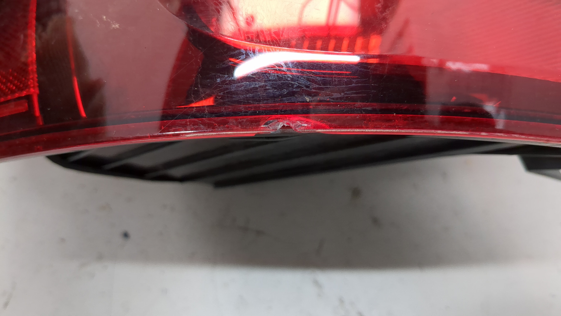 Фонарь задний левый