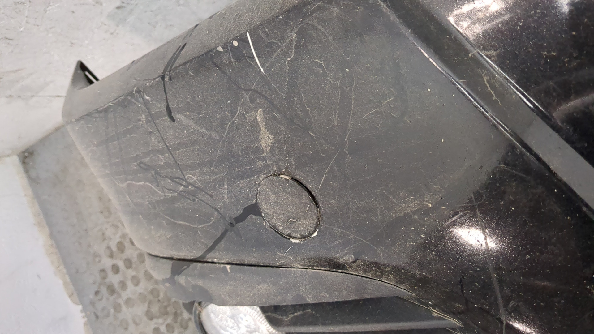 Бампер передний