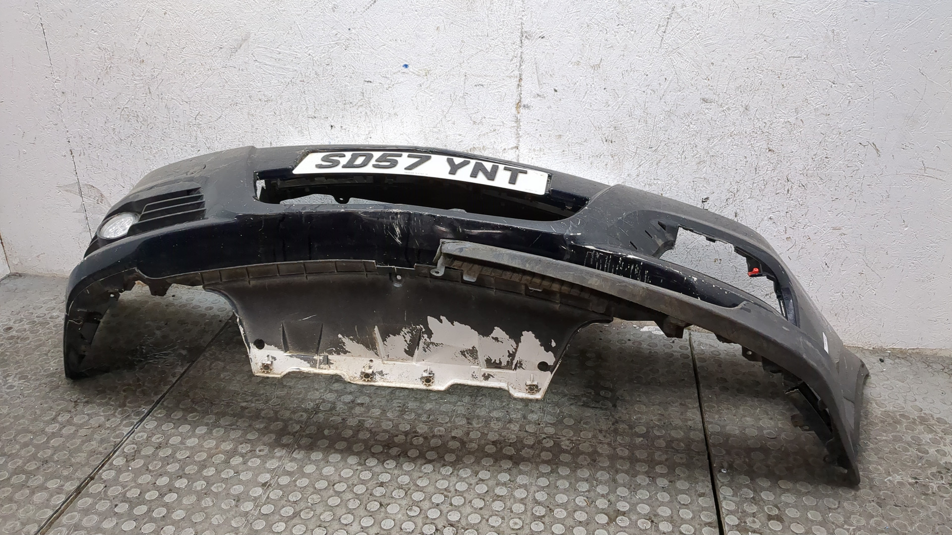 Бампер передний