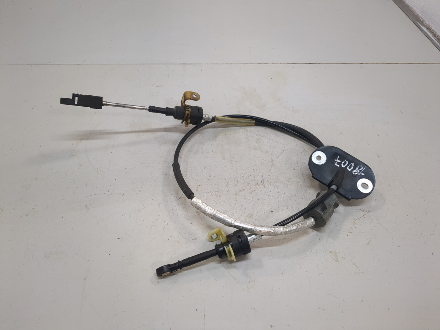 Трос КПП (выбора/переключения передач)