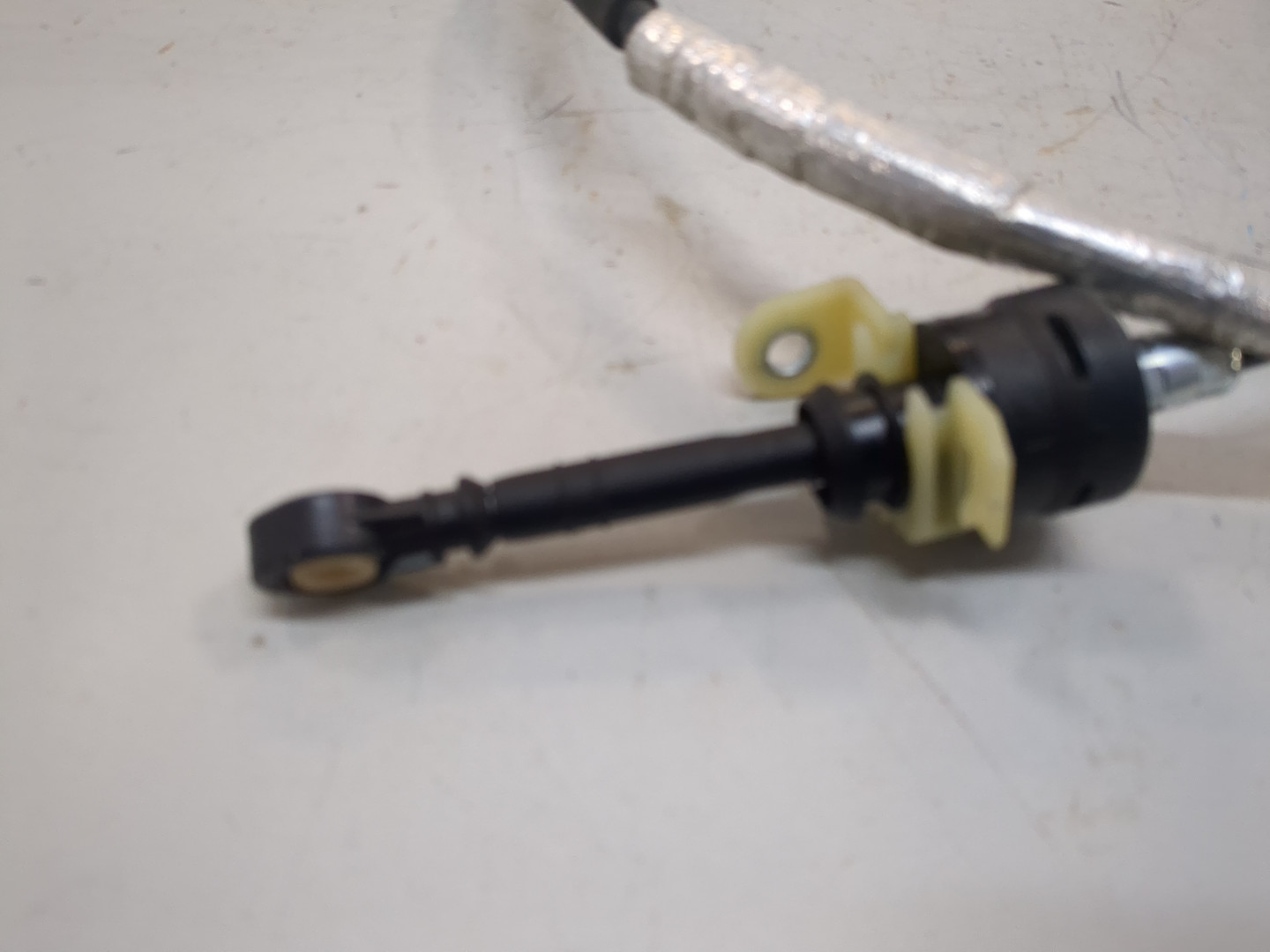 Трос КПП (выбора/переключения передач)