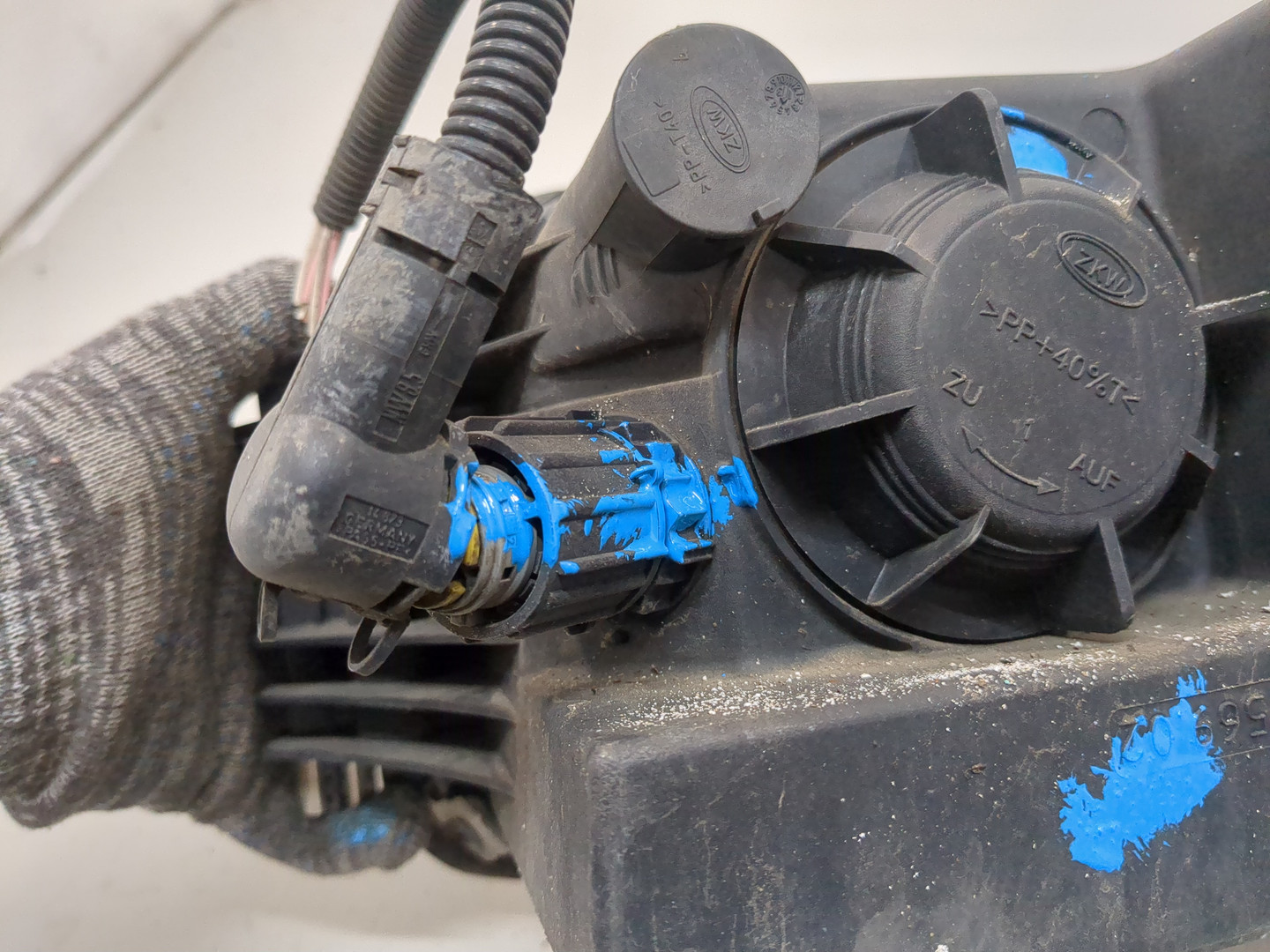 Фара правая