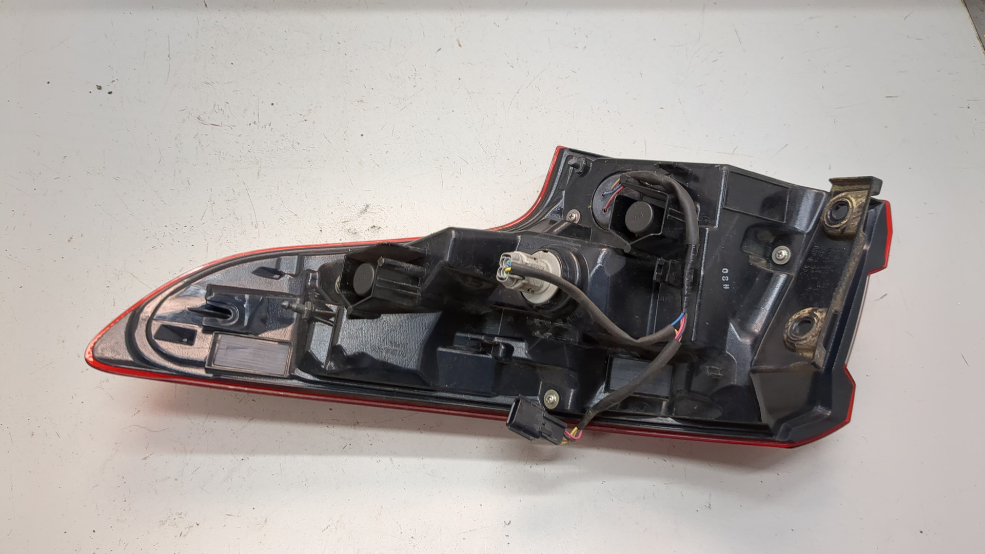 Фонарь задний левый