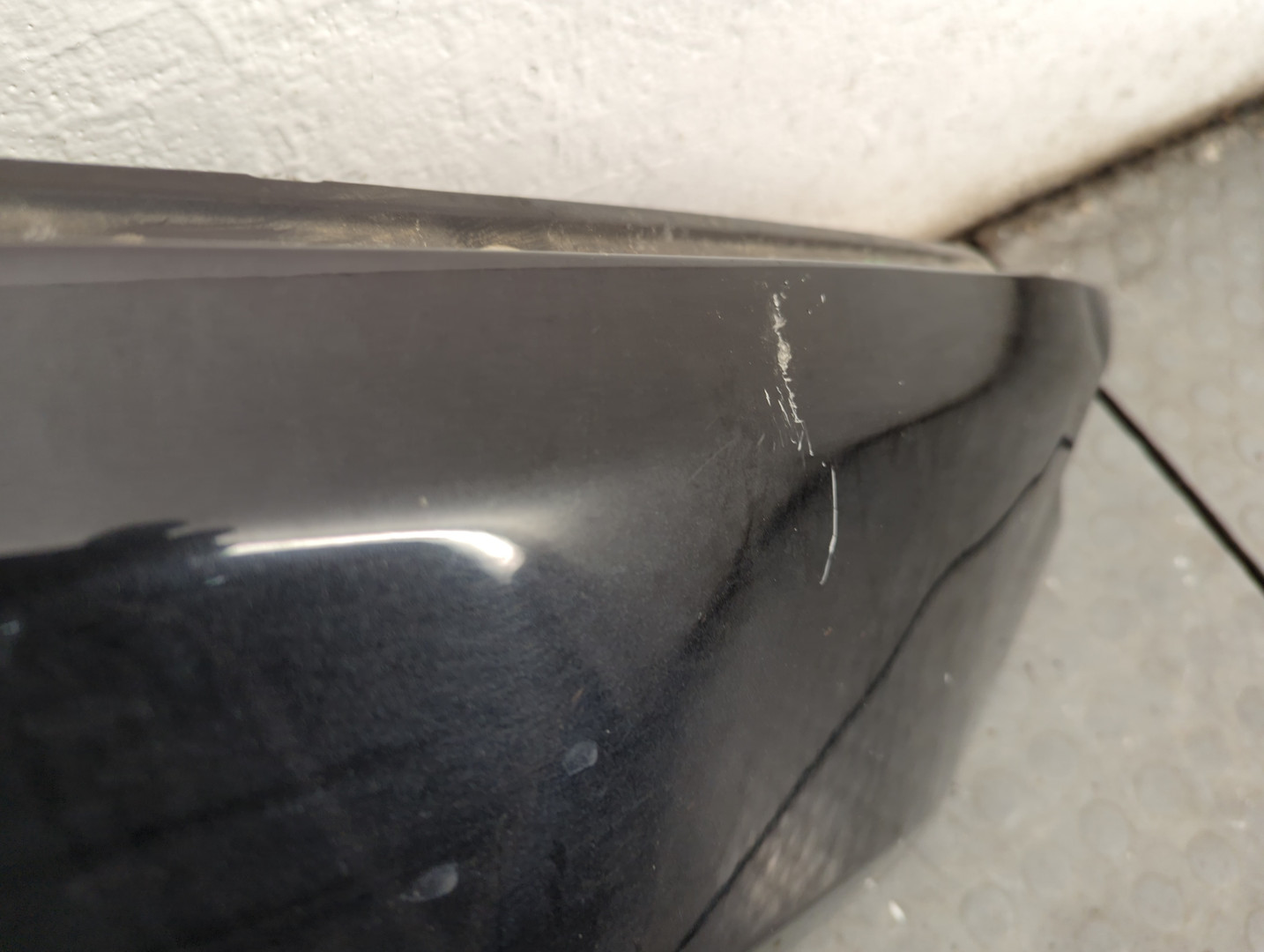 Крыло переднее правое