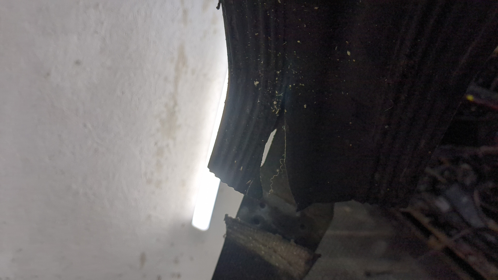 Лента крепления бензобака