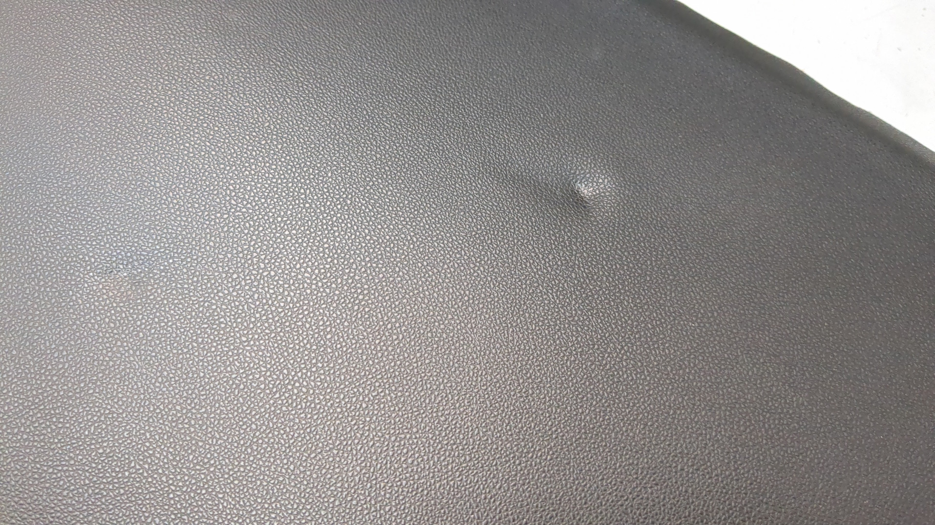 Подушка безопасности пассажирская (в торпедо)