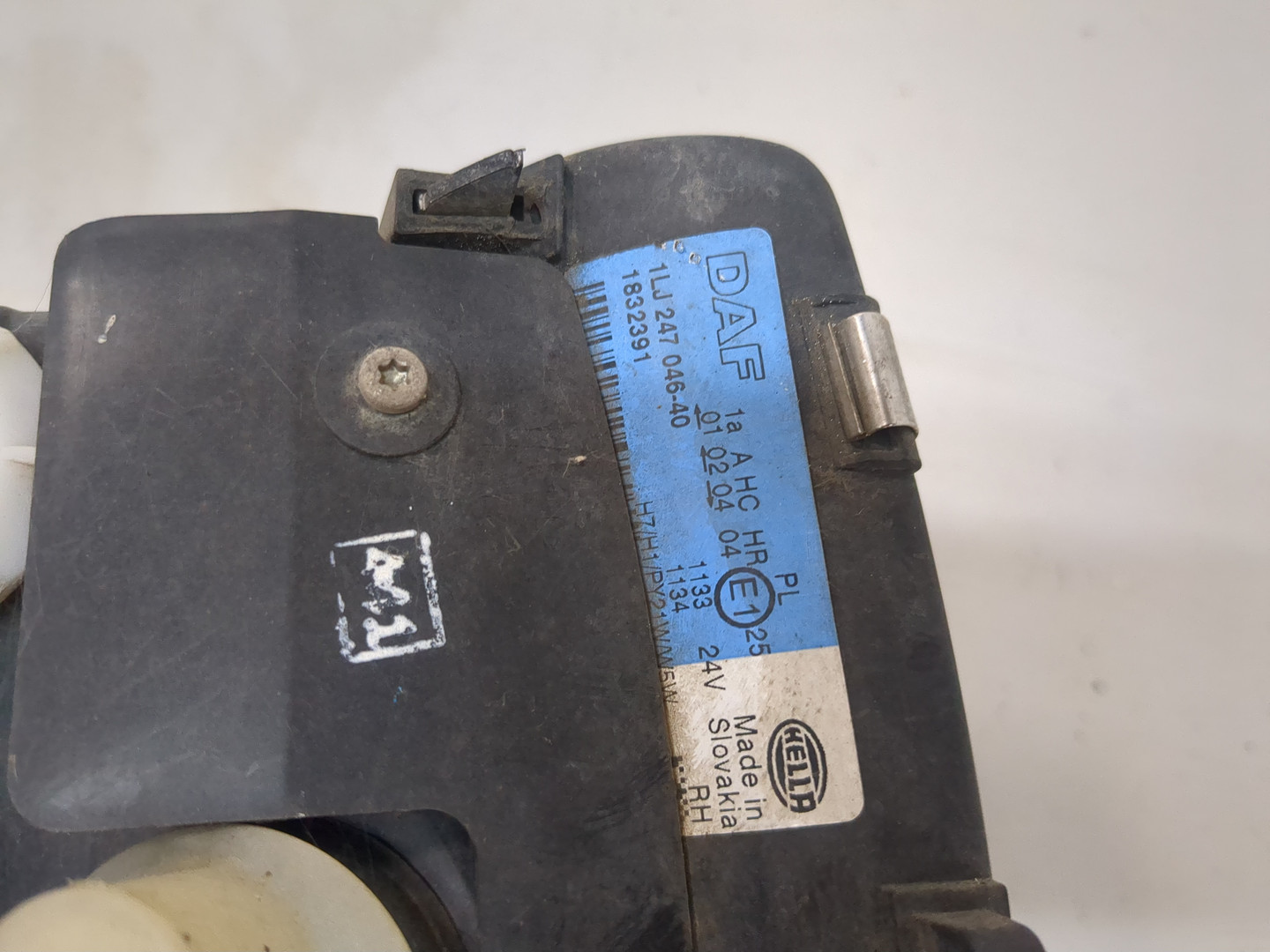 Фара правая