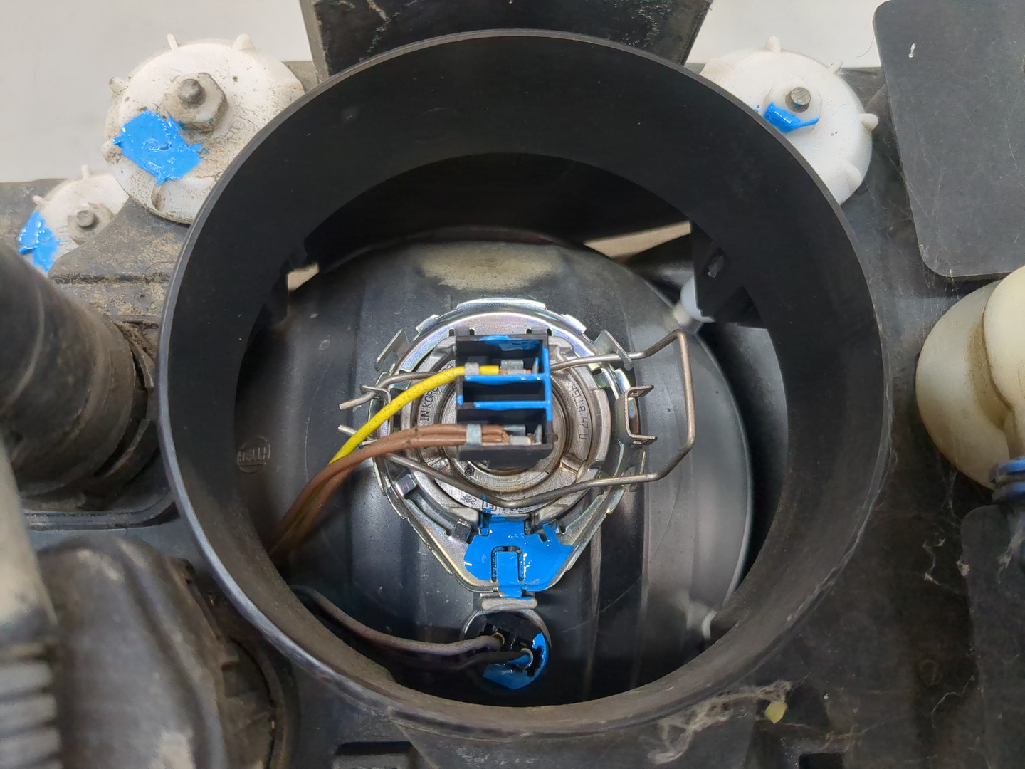 Фара правая